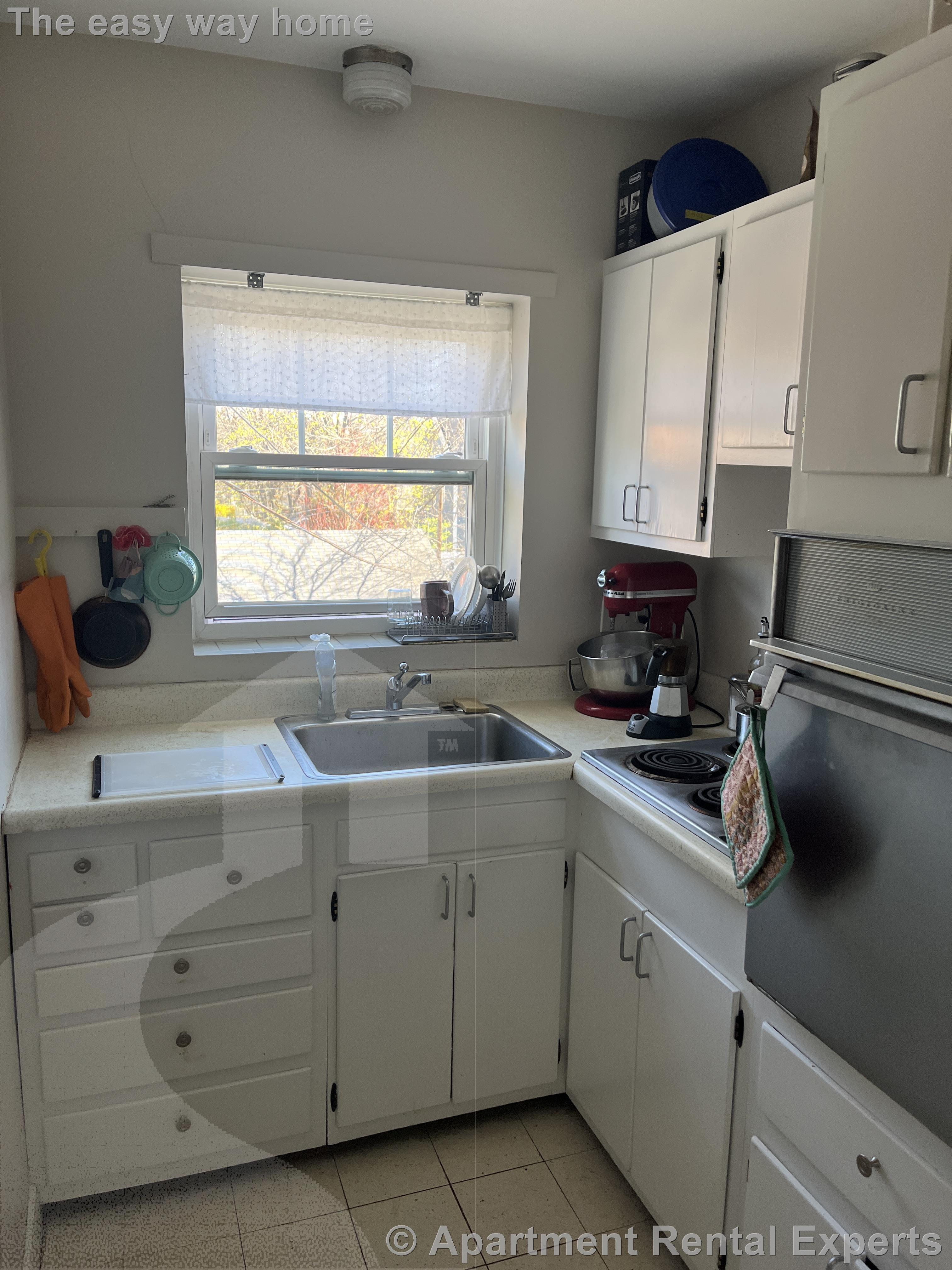 219 Massachusetts Ave, East Arlington