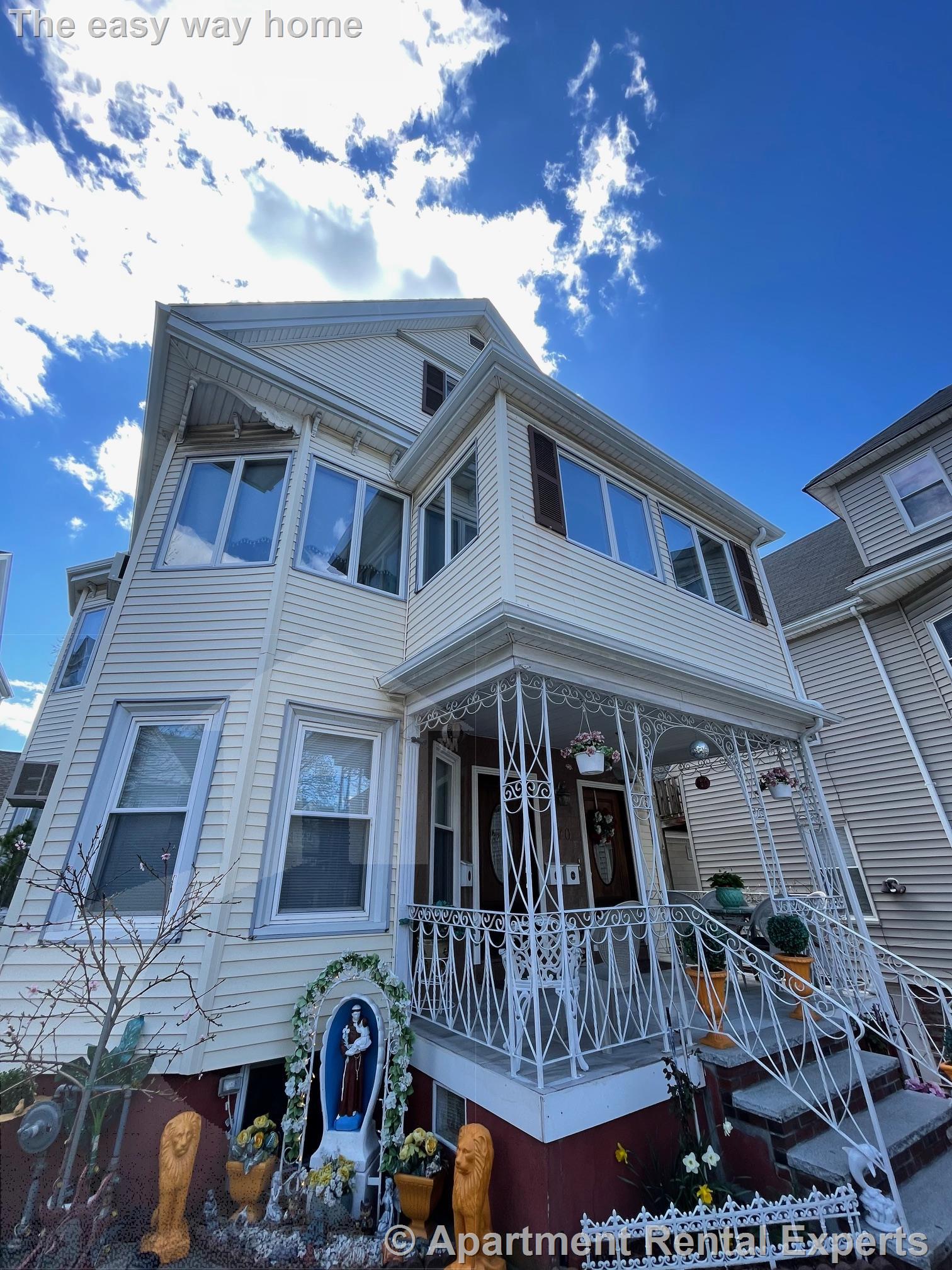 470 Medford St, Magoun Square