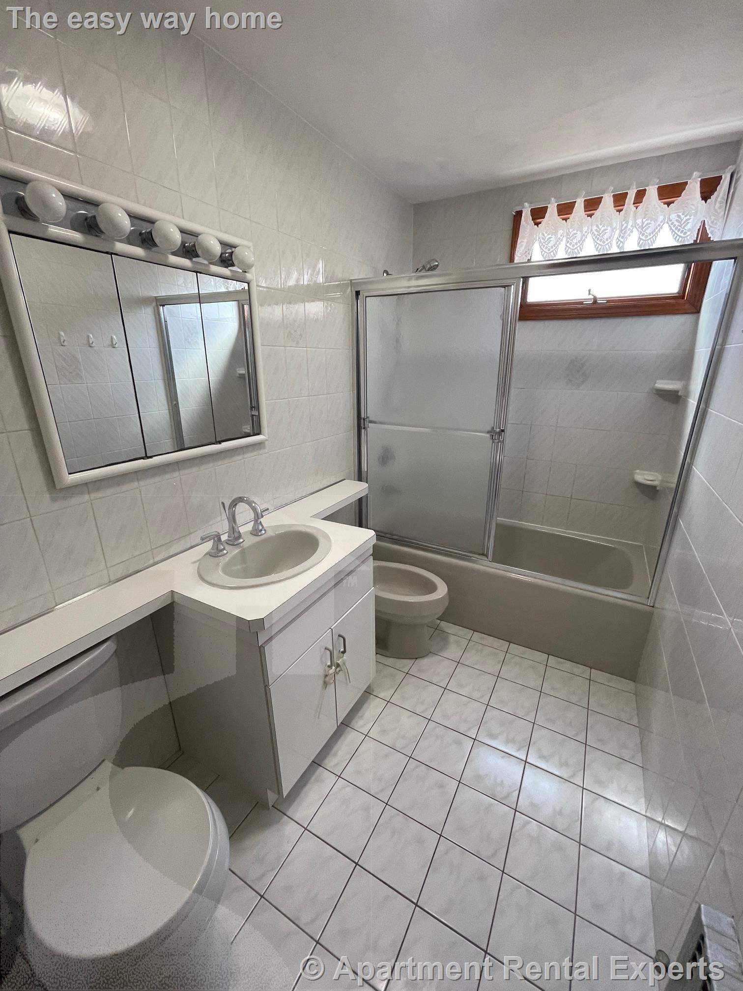 470 Medford St, Magoun Square