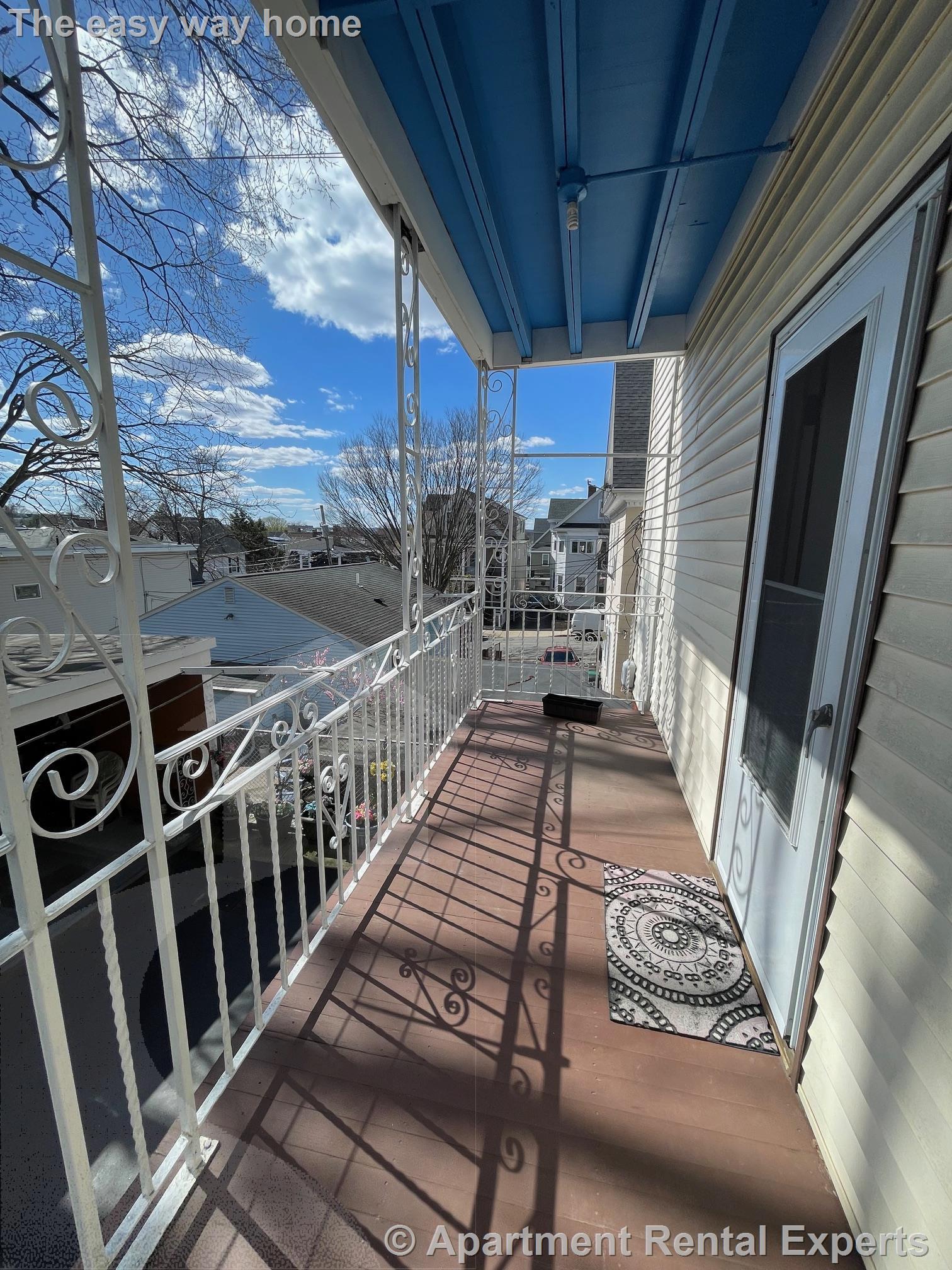 470 Medford St, Magoun Square