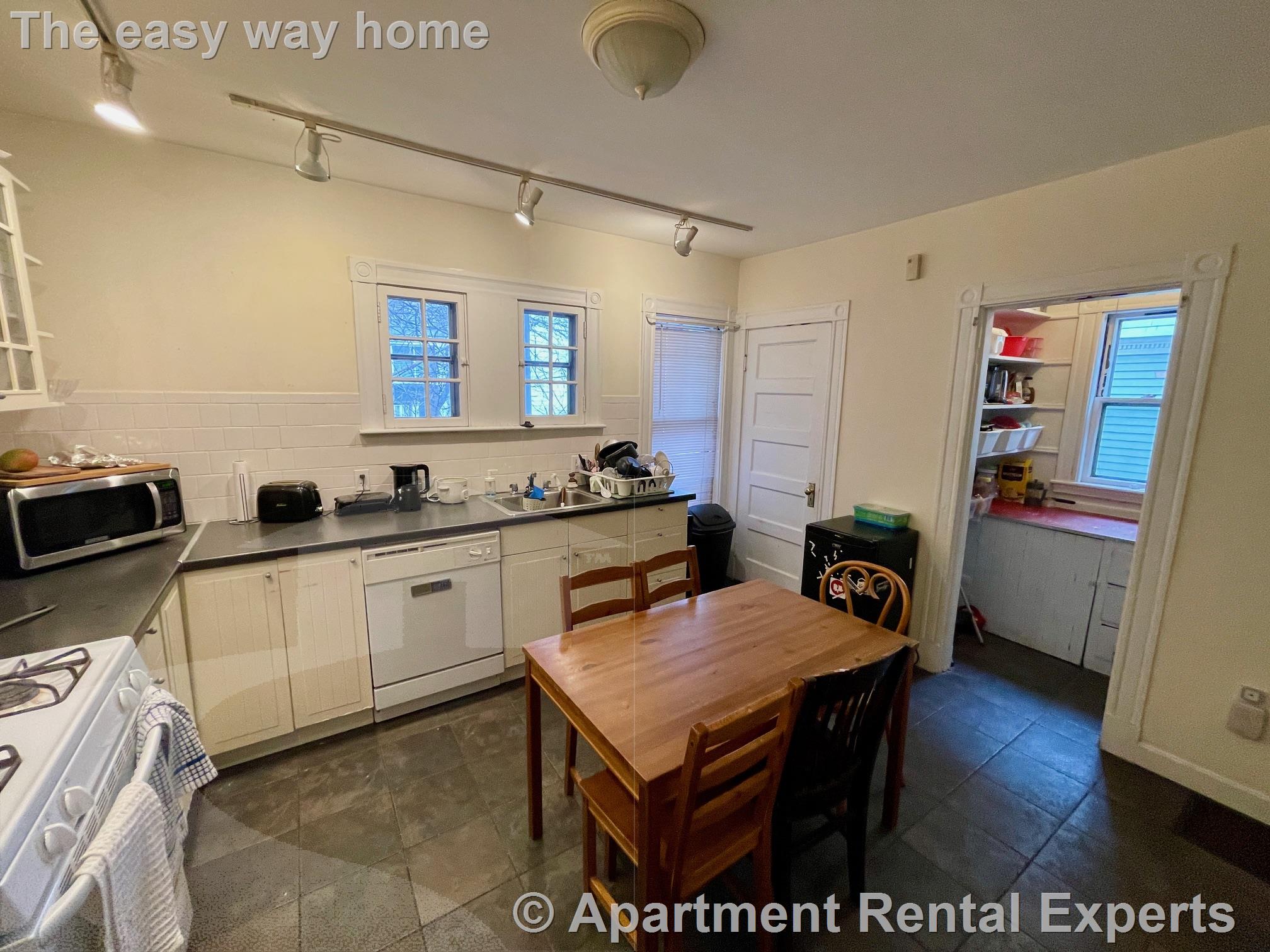 37 Elm St, Porter Square