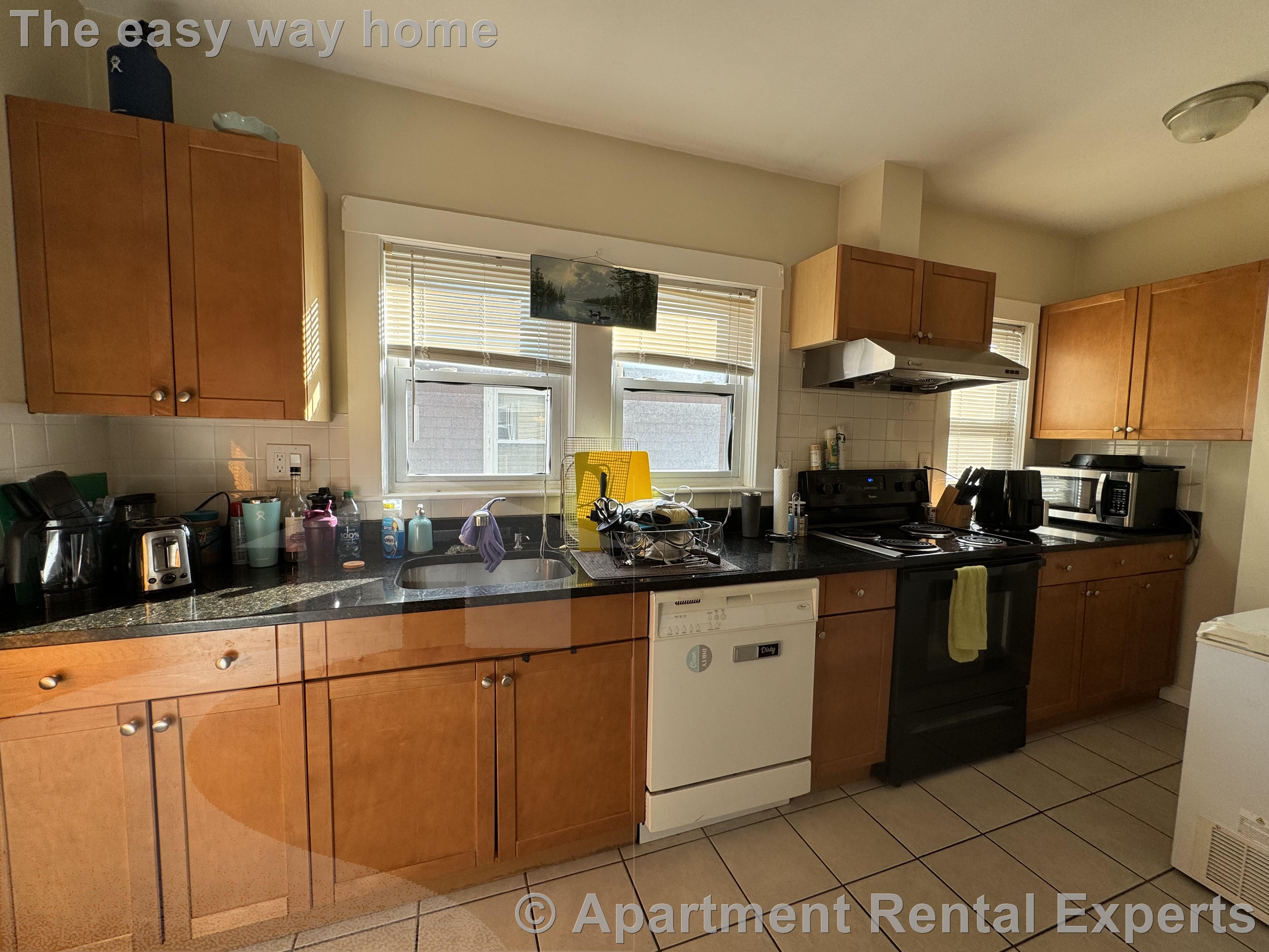 39A Minnesota Ave, East Somerville