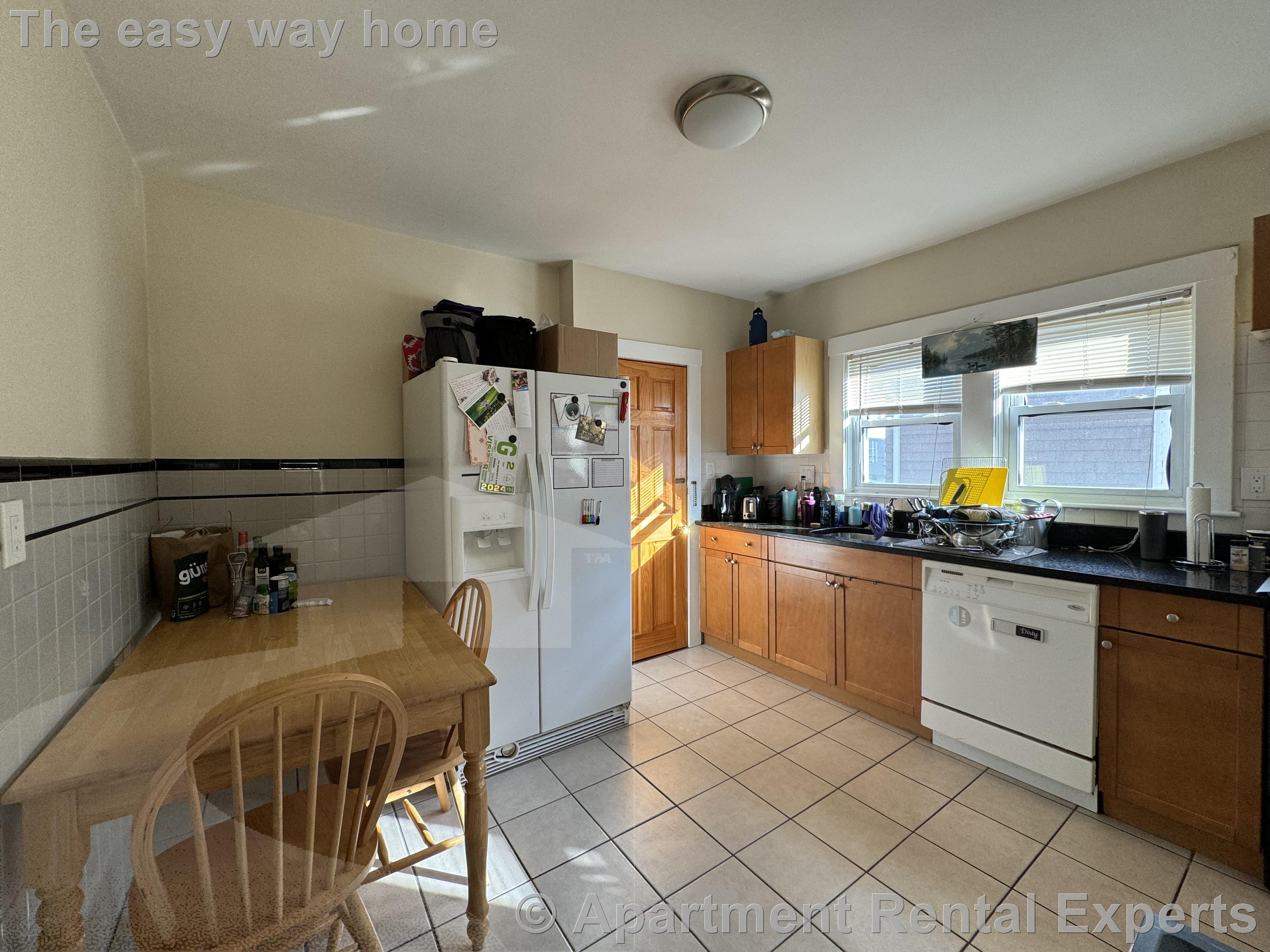 39A Minnesota Ave, East Somerville