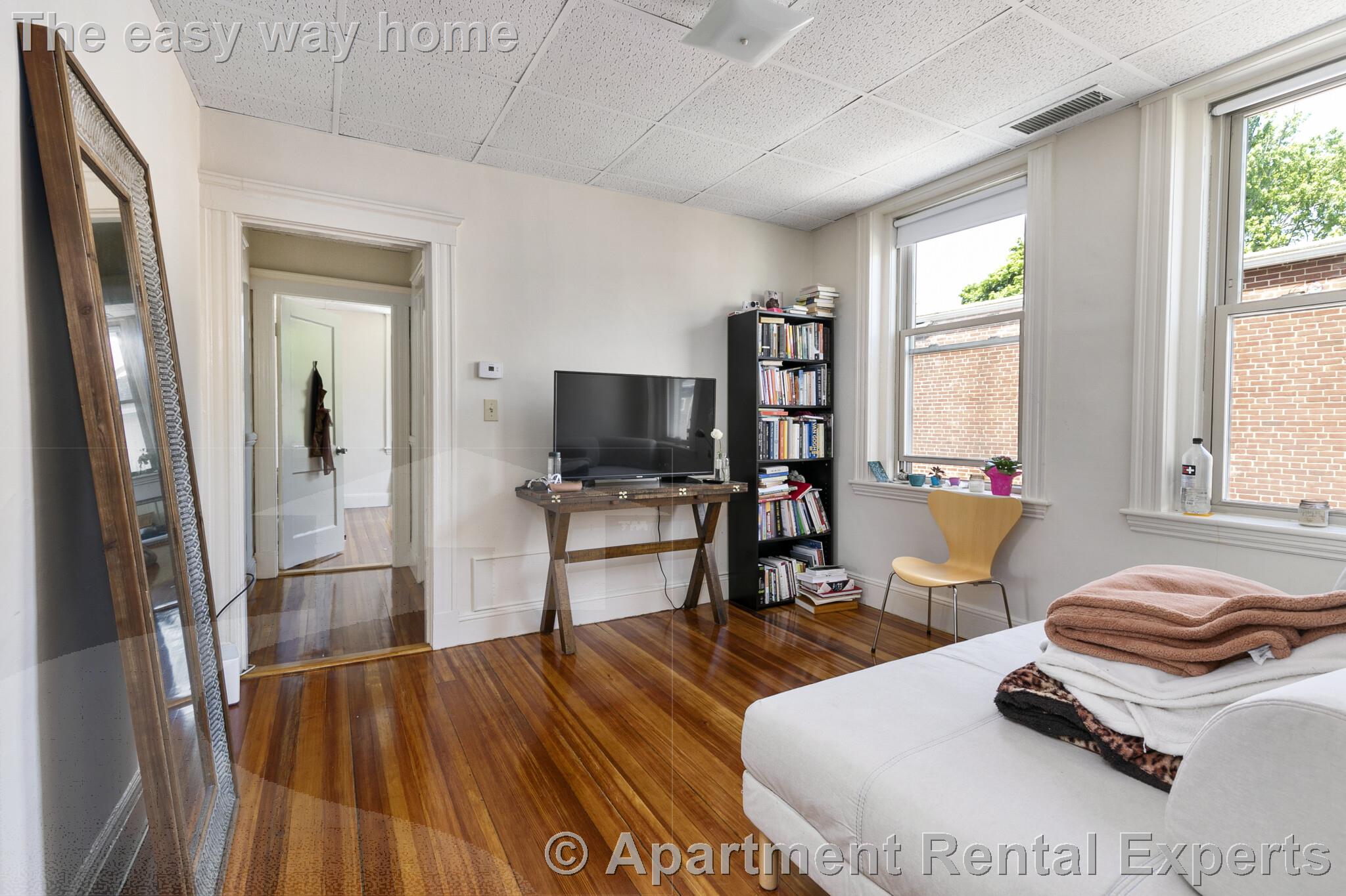 9 Woodbridge St, Davis Square