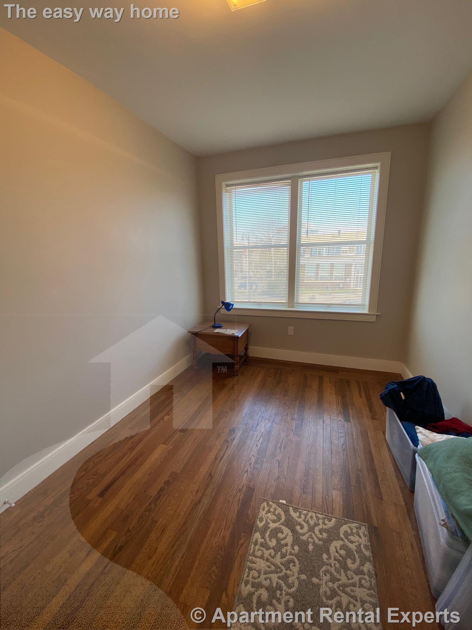 112 Broadway, East Somerville