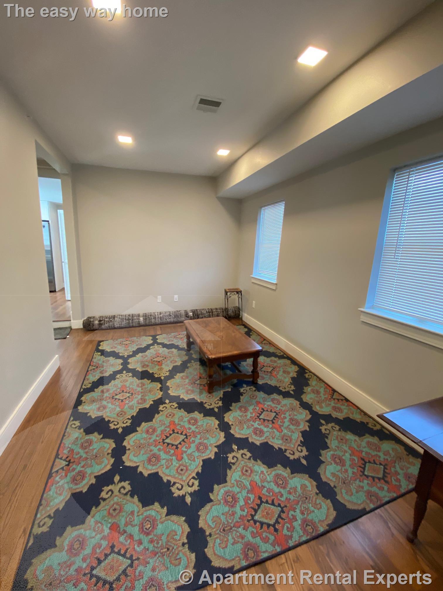 112 Broadway, East Somerville