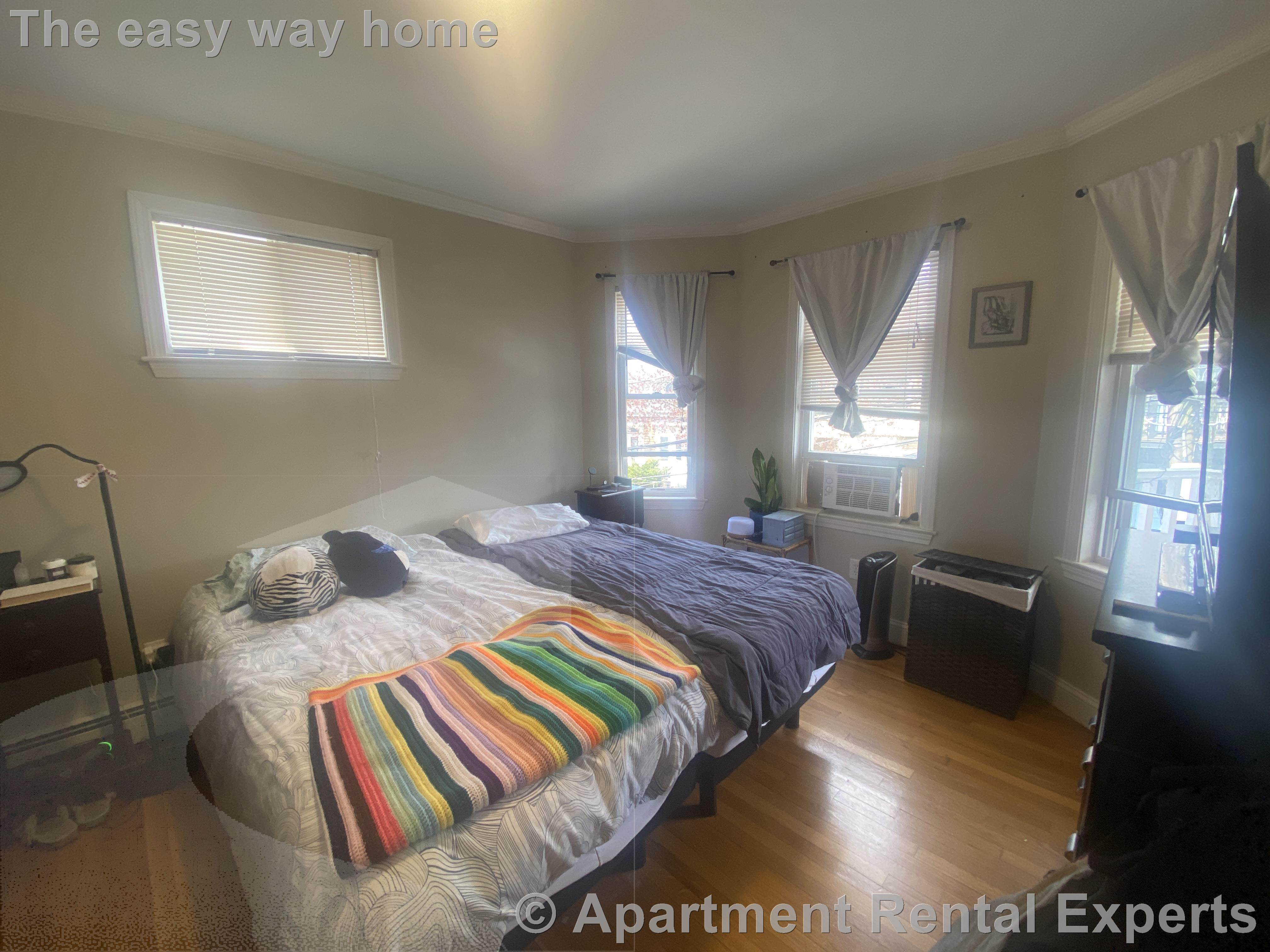 22 Rice St, Davis Square