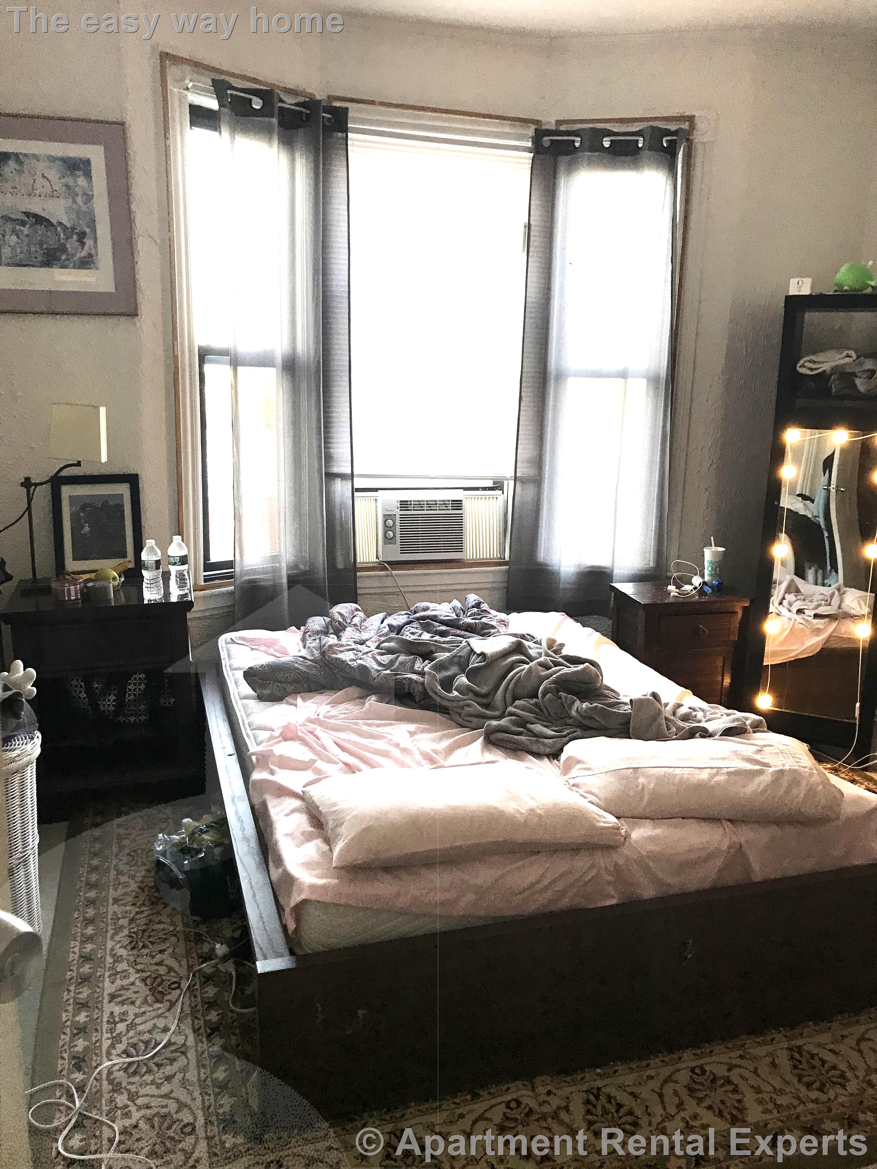 5 Linden St, Allston