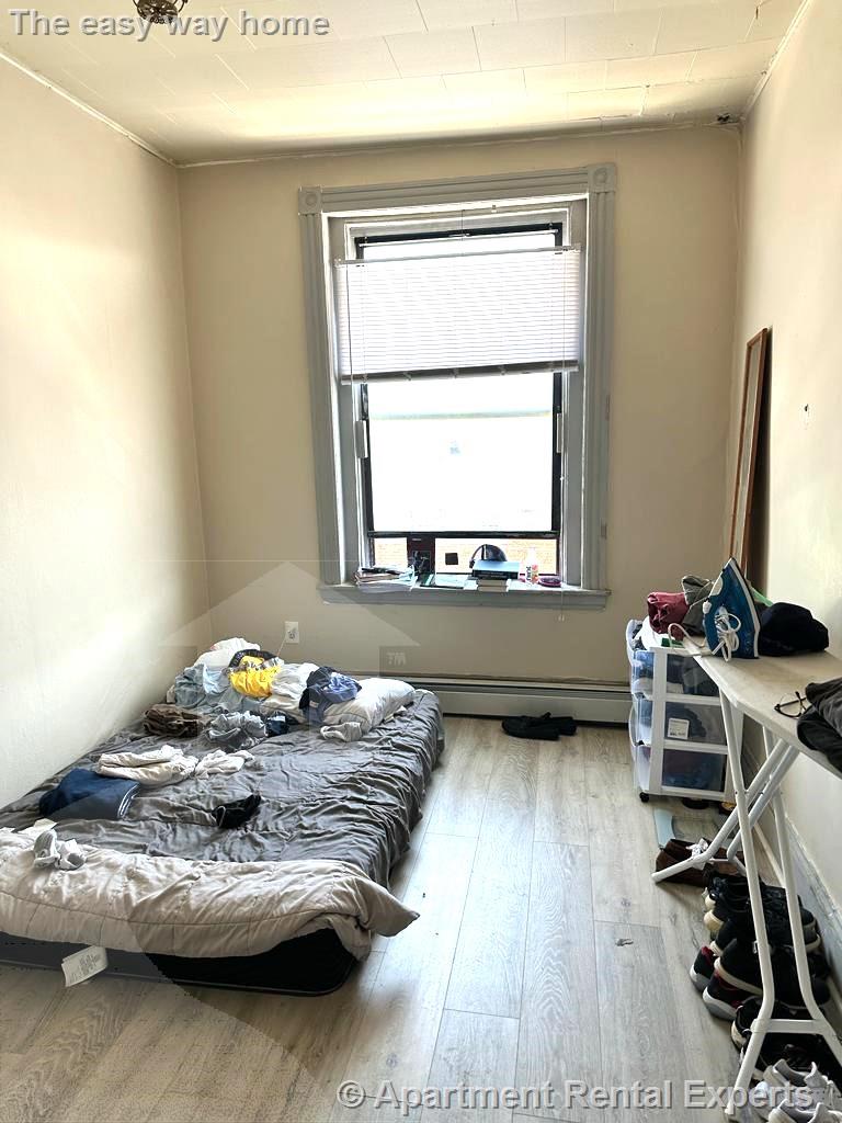 5 Linden St, Allston