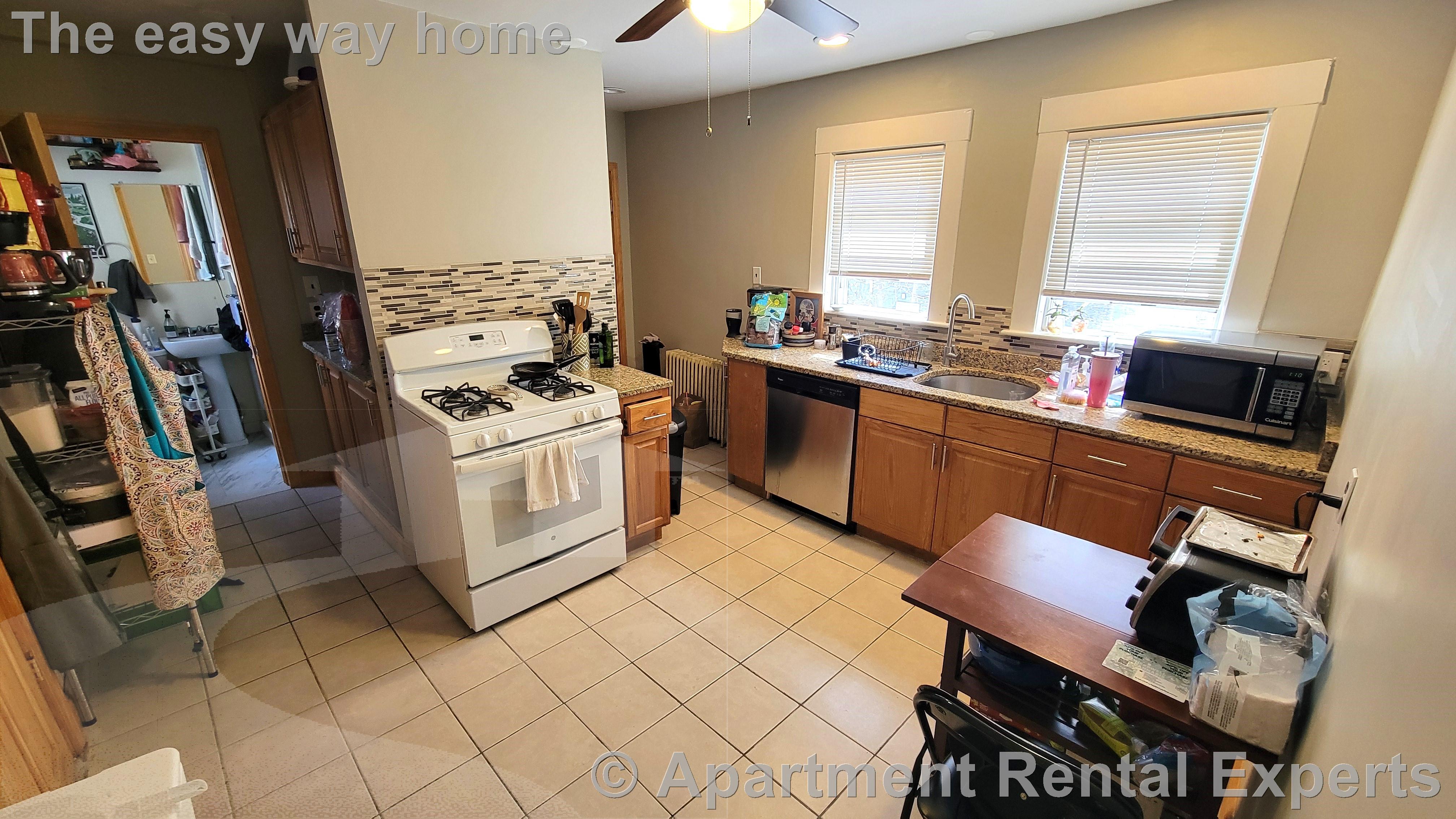 18 Ashland St, Porter Square