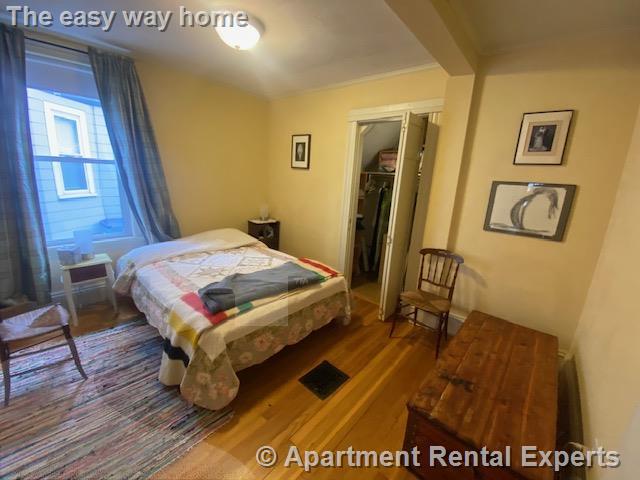 10 Usher Rd, West Medford