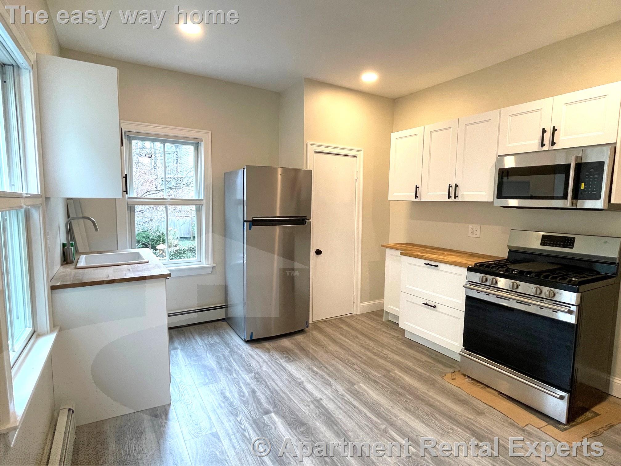 26 Kenwood St, Cambridgeport