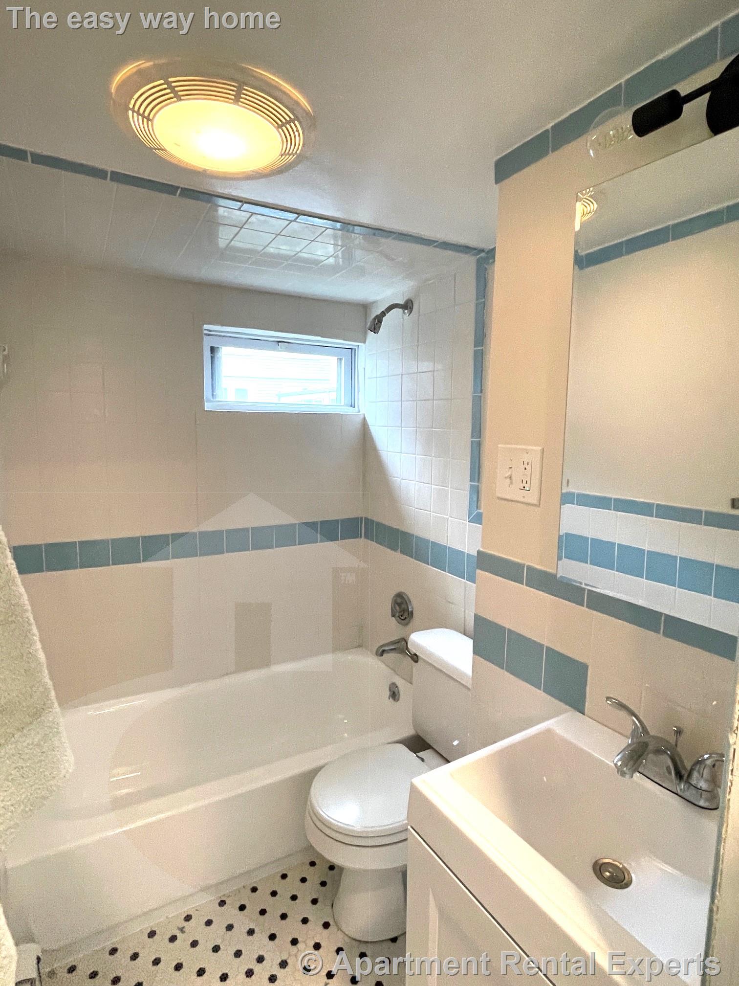 26 Kenwood St, Cambridgeport