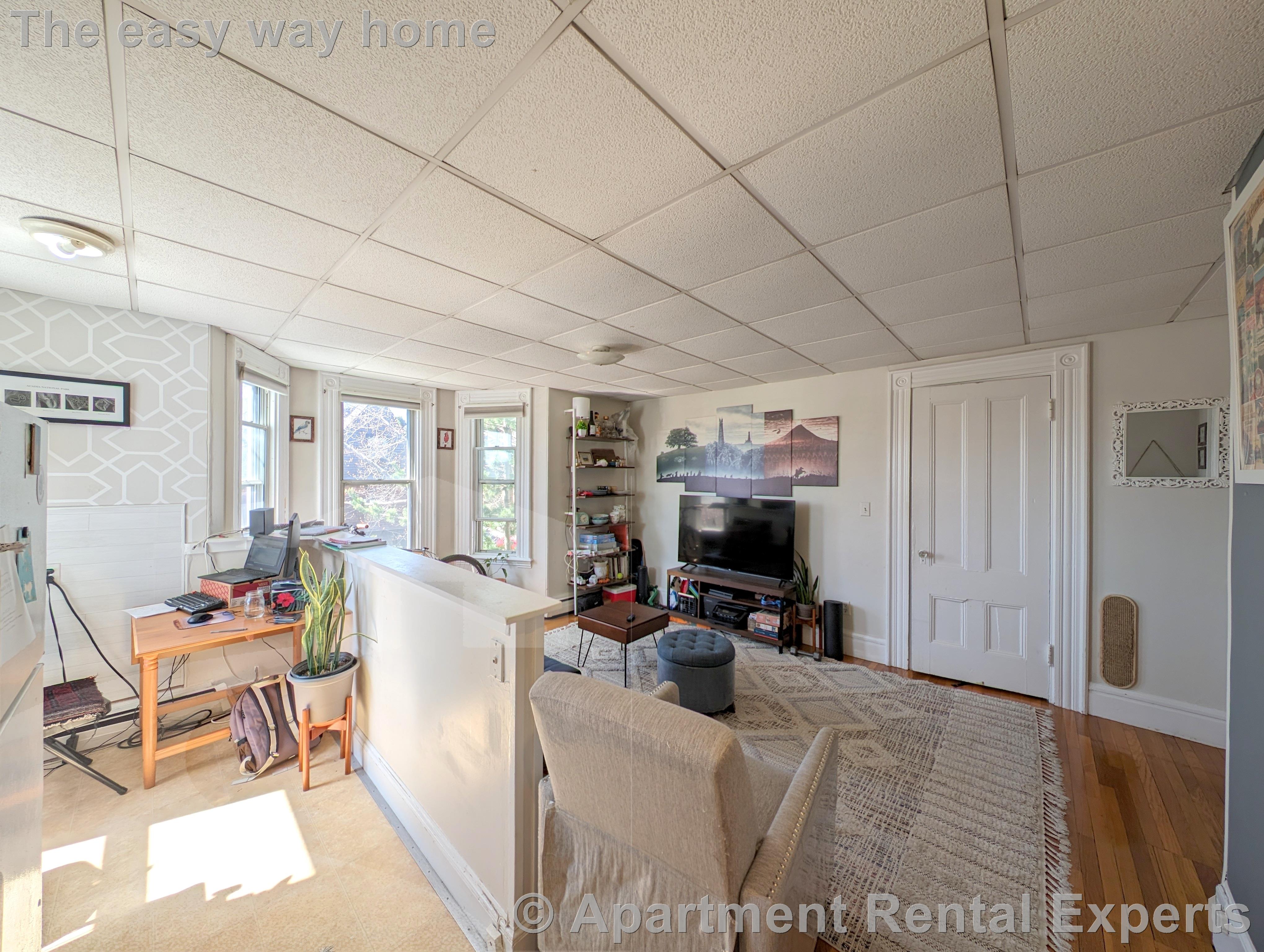 67 Putnam St, Prospect Hill