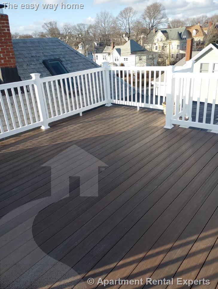 71 Grovers Ave, Winthrop