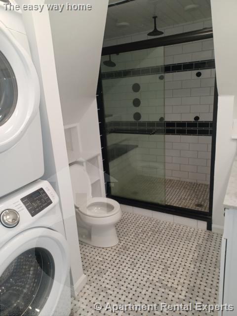 71 Grovers Ave, Winthrop