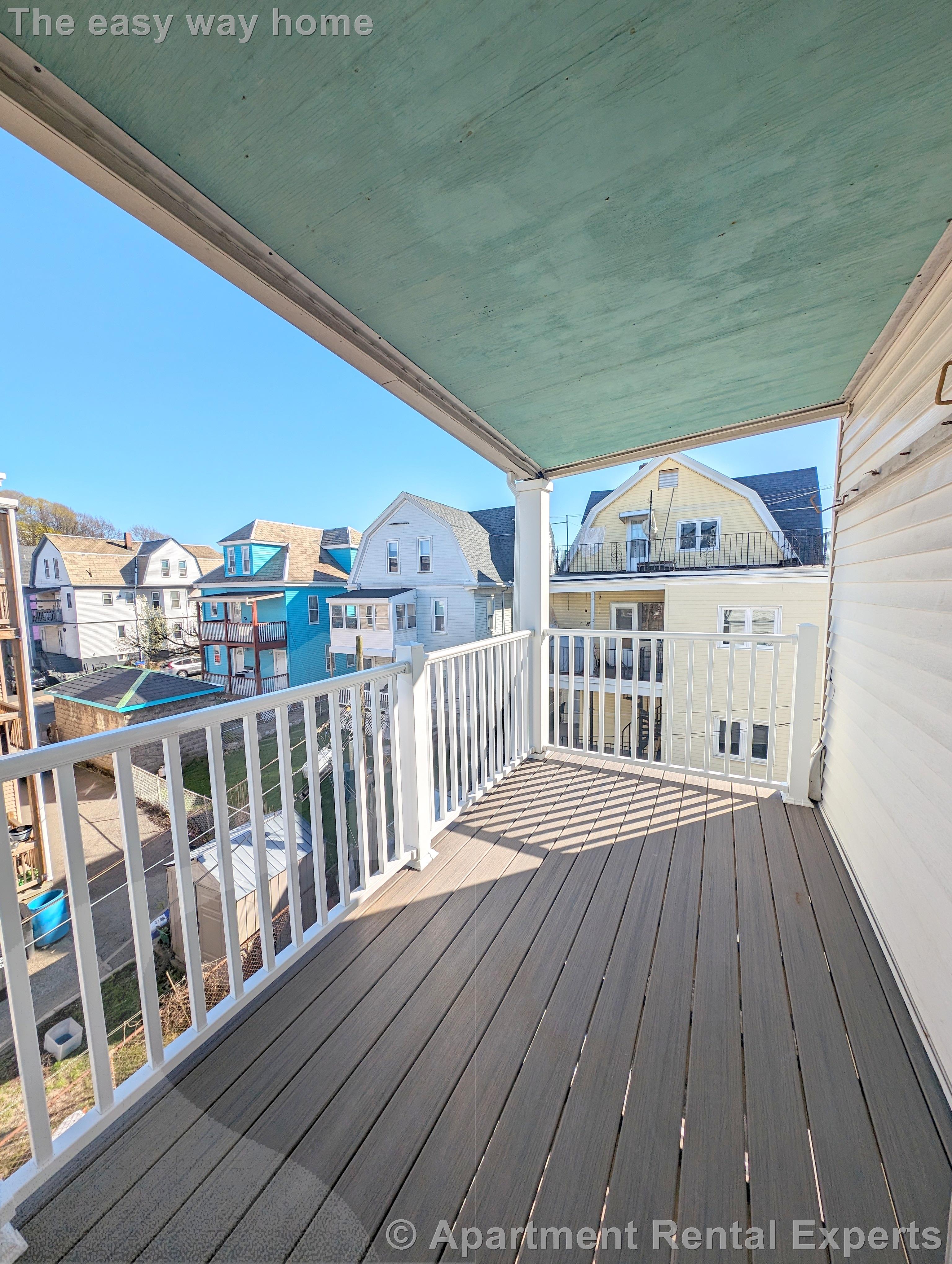 9 New Hampshire Ave, East Somerville