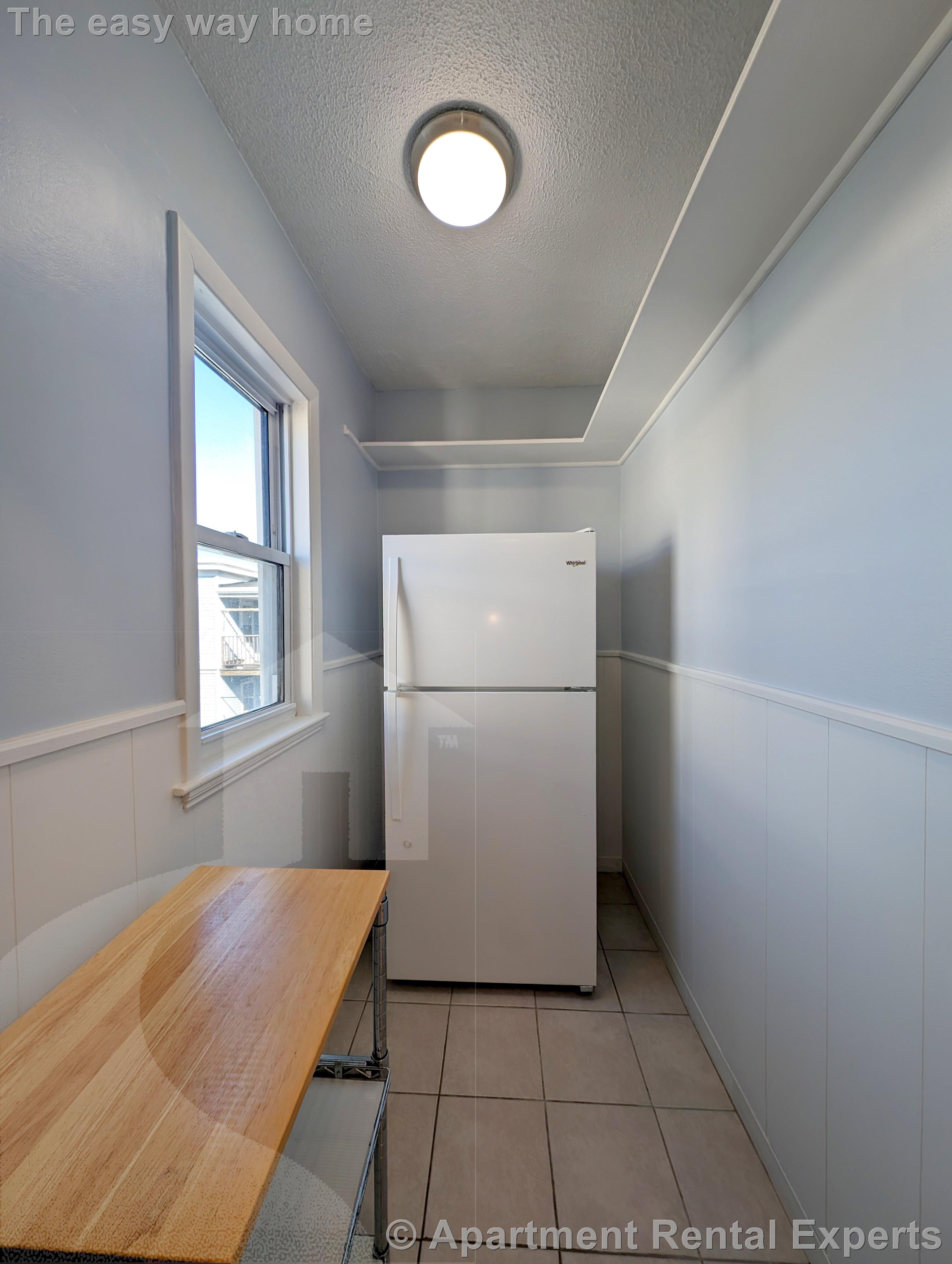 9 New Hampshire Ave, East Somerville