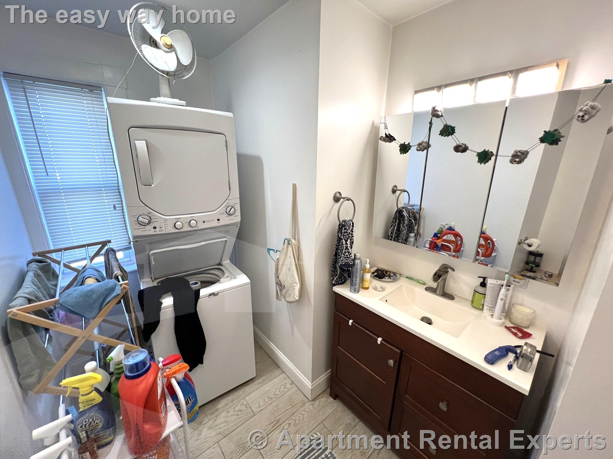 7 Jay St, Davis Square