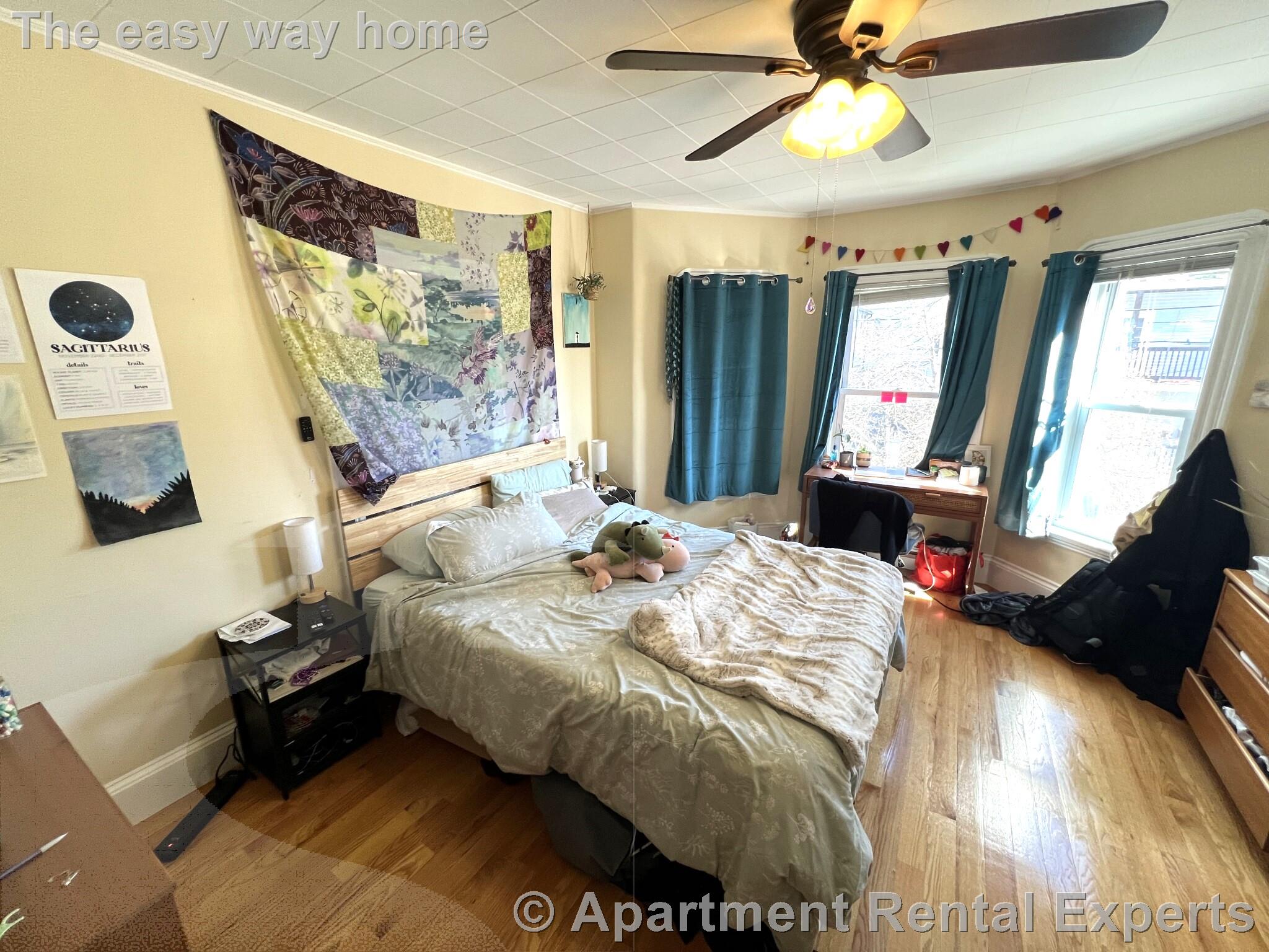 7 Jay St, Davis Square