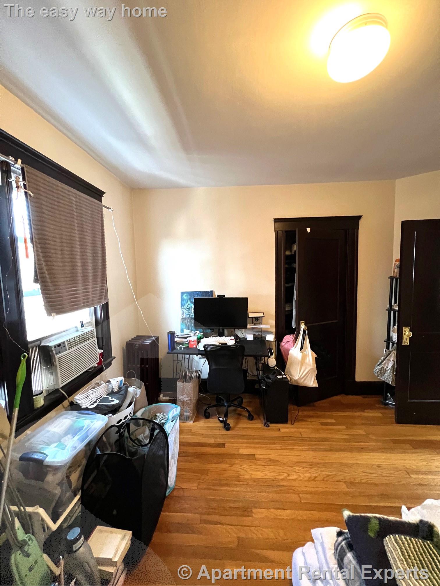 7 Richard Ave, North Cambridge