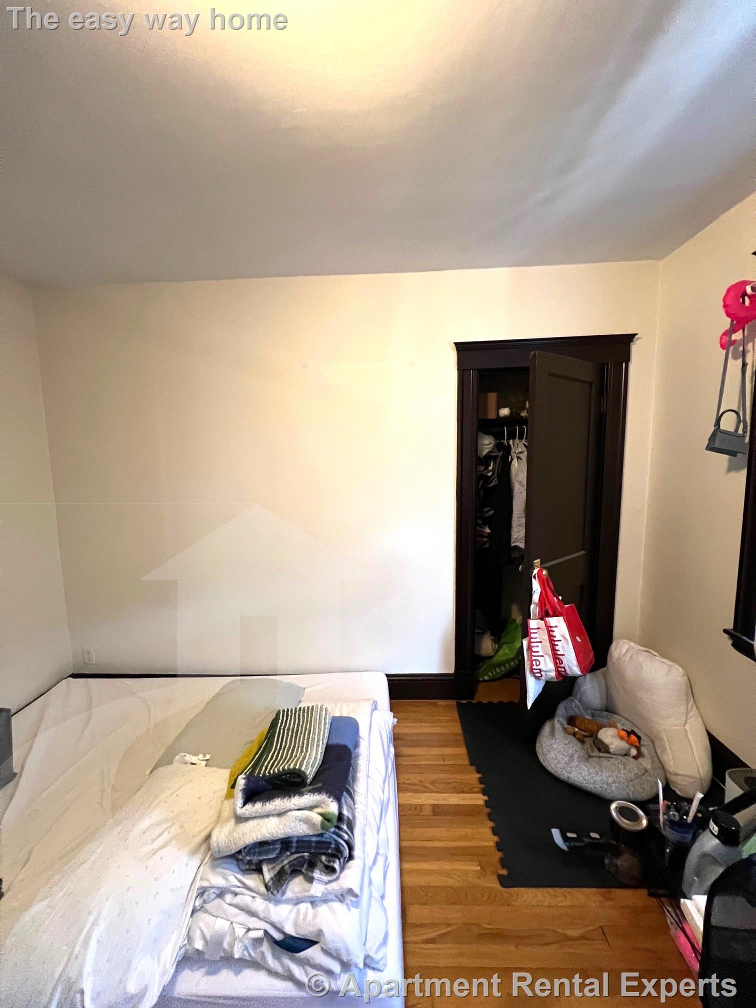 7 Richard Ave, North Cambridge