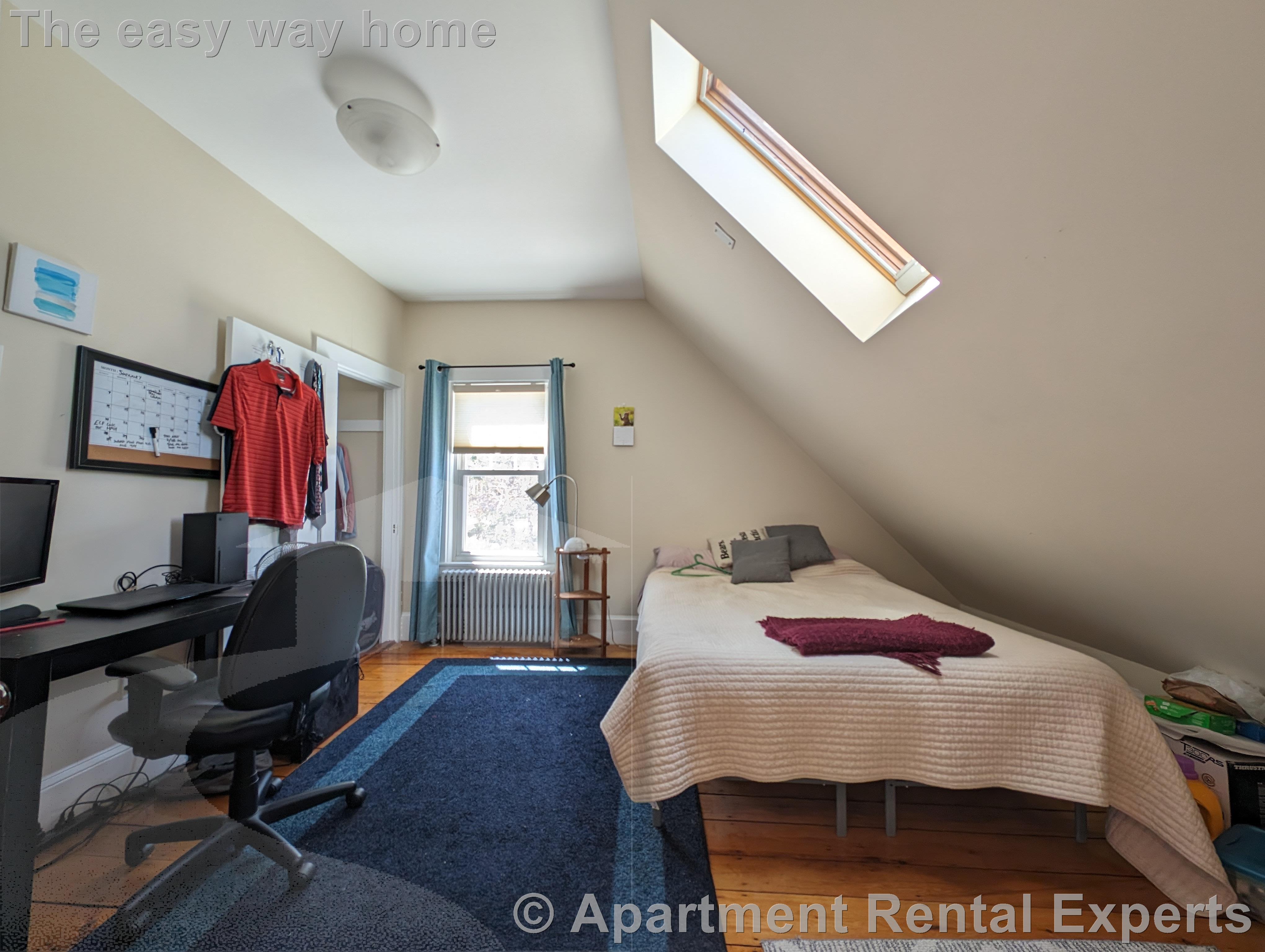 36 Orchard St, Tufts