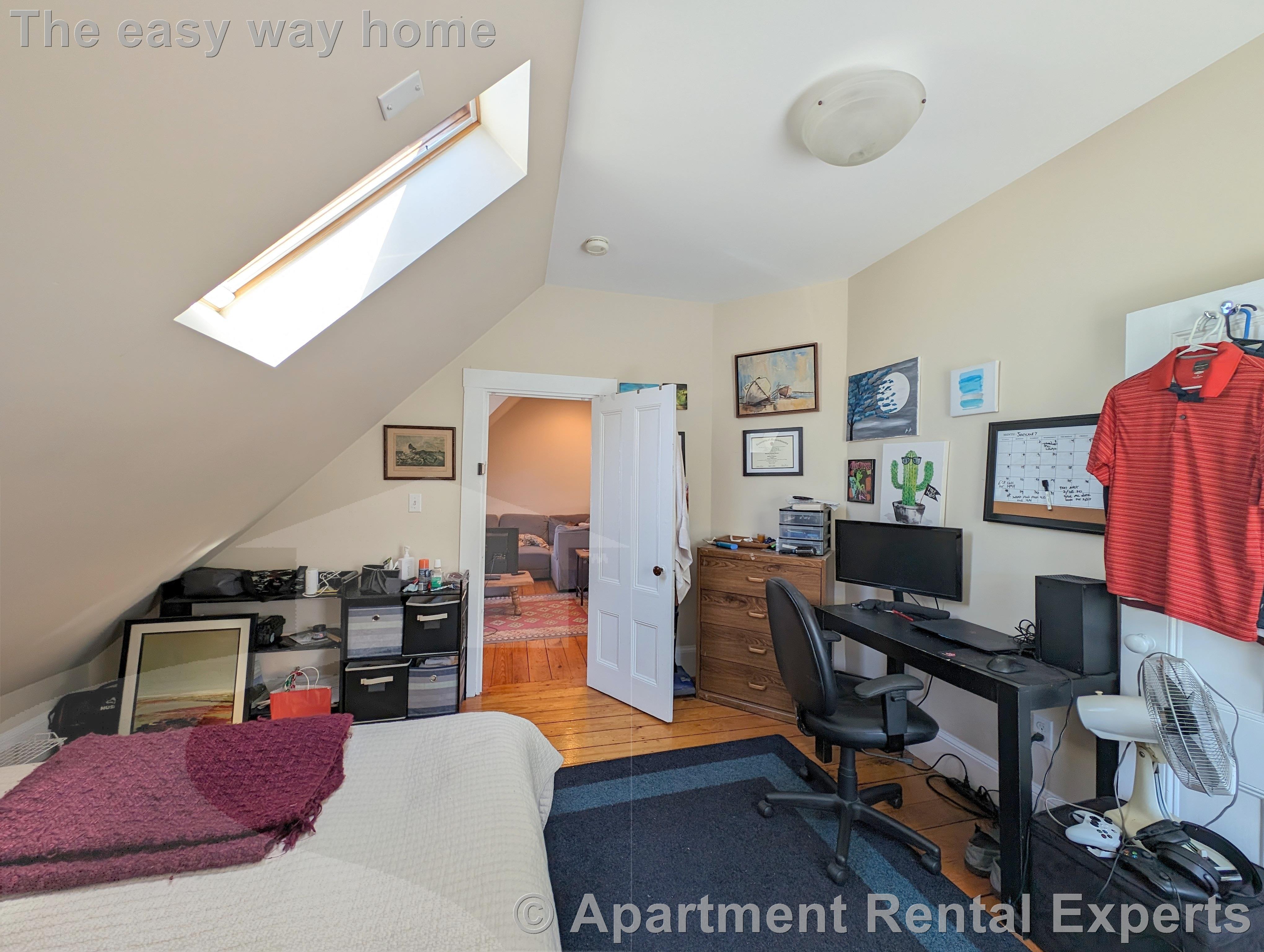 36 Orchard St, Tufts