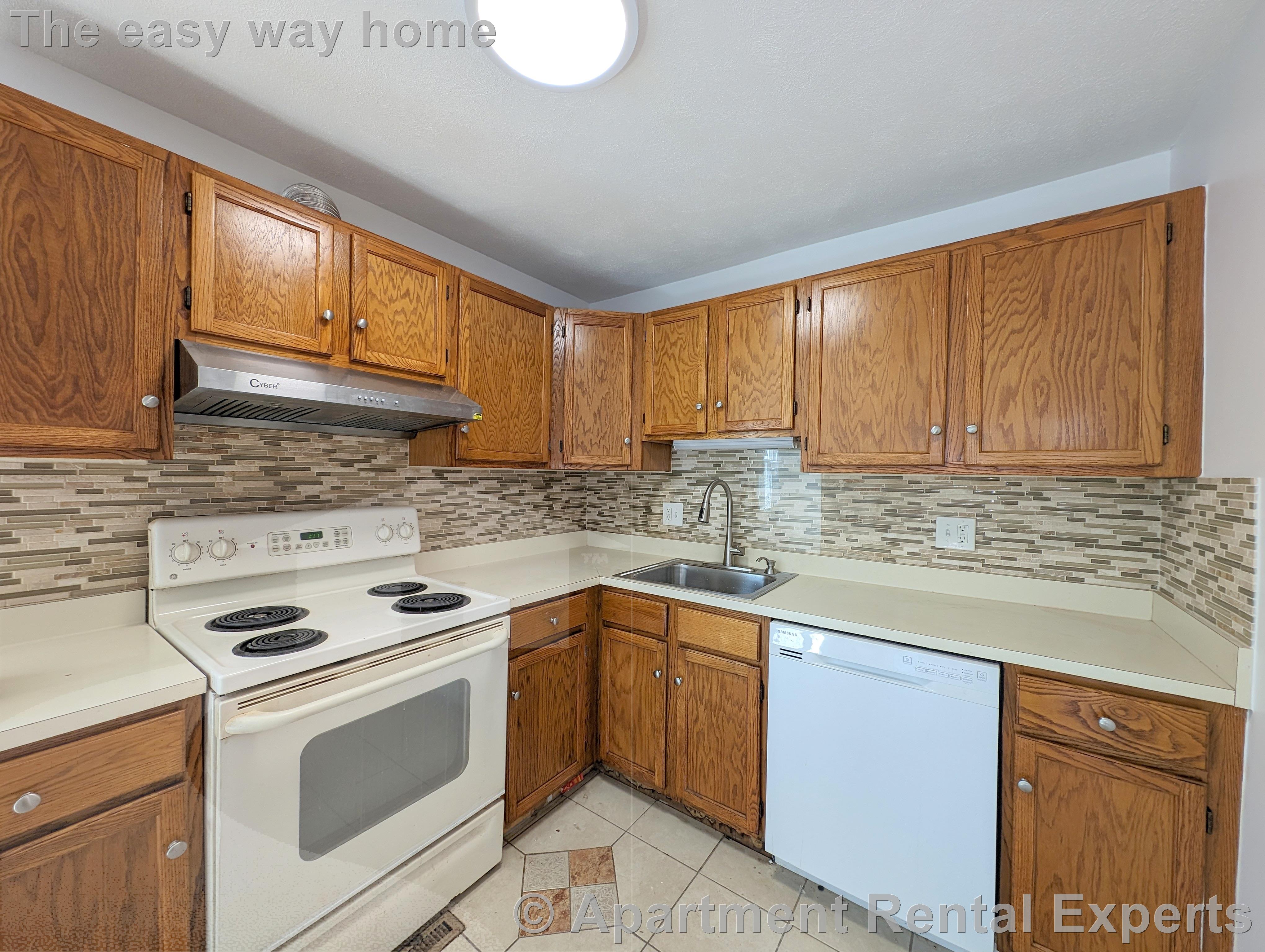 72 Washington St, Malden Center