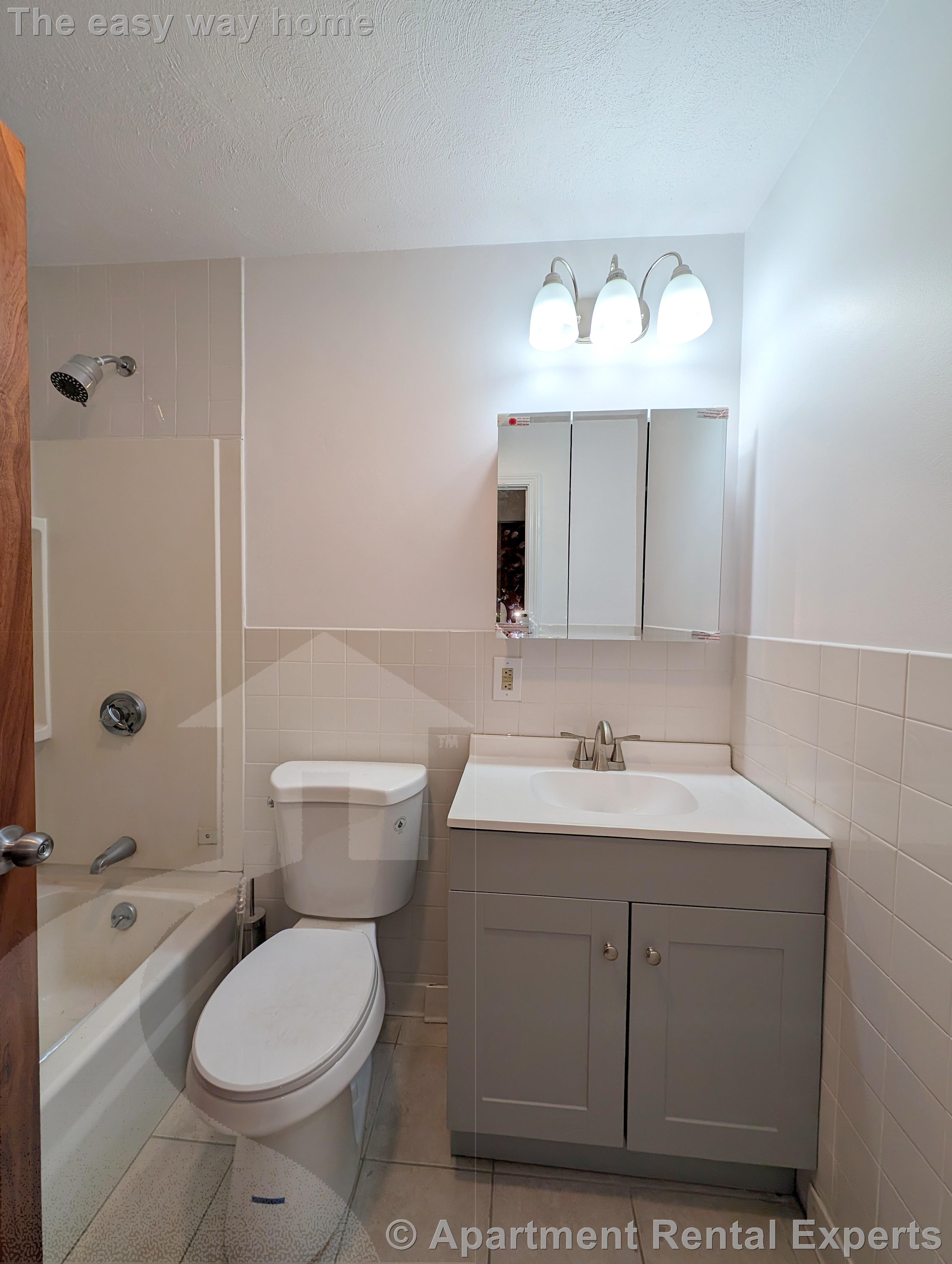 72 Washington St, Malden Center