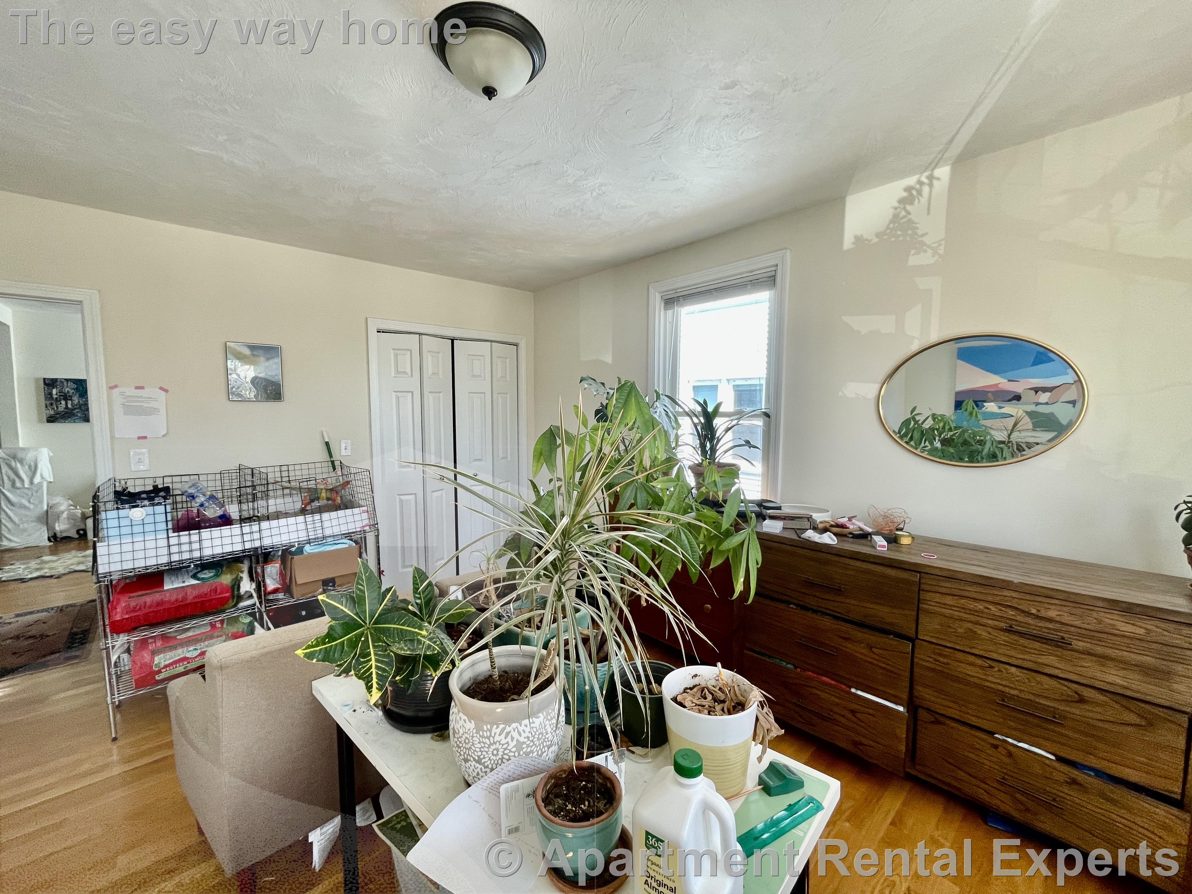 385 Columbia St, Inman Square