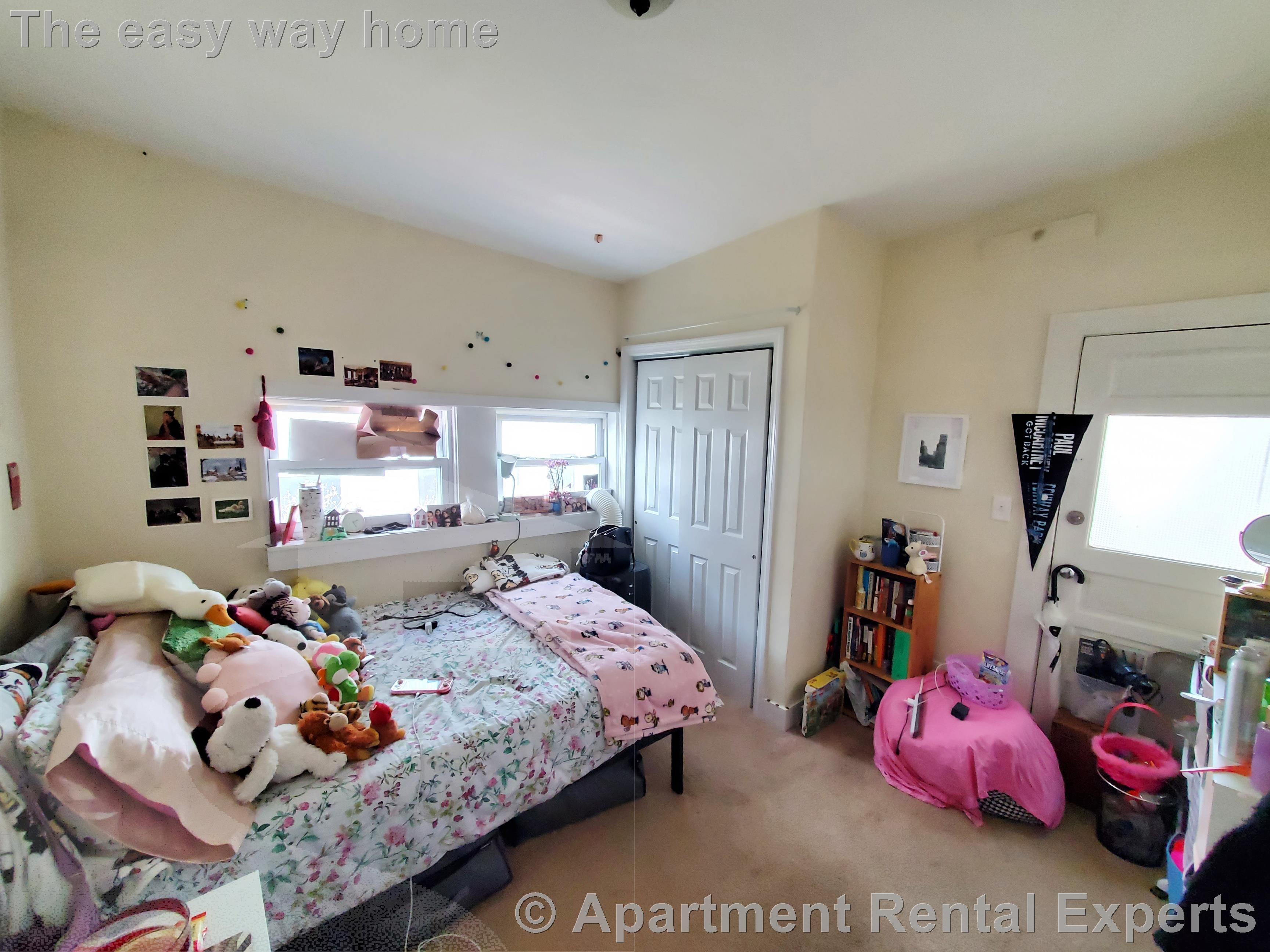 58 Medford St, Union Square