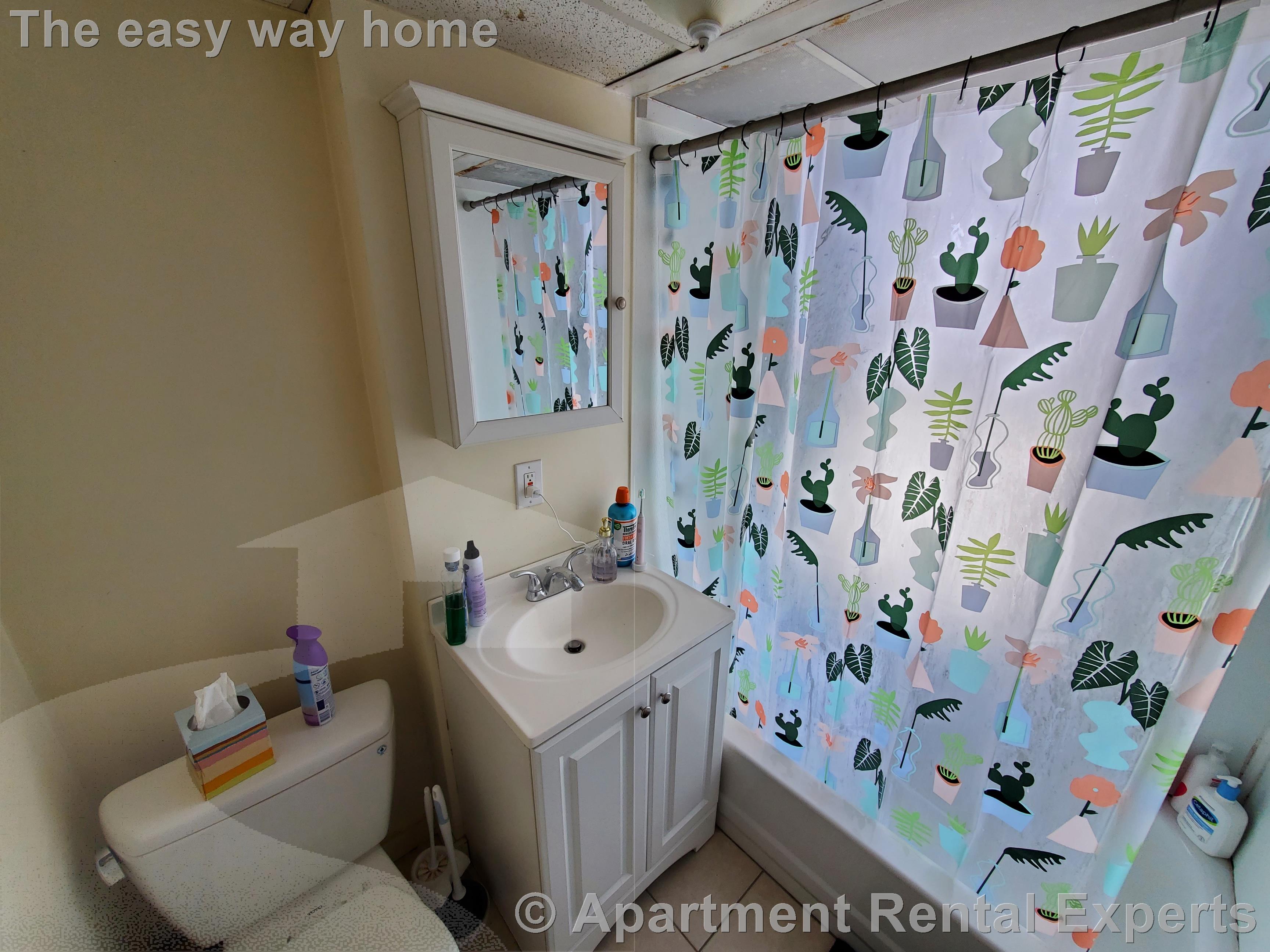 58 Medford St, Union Square