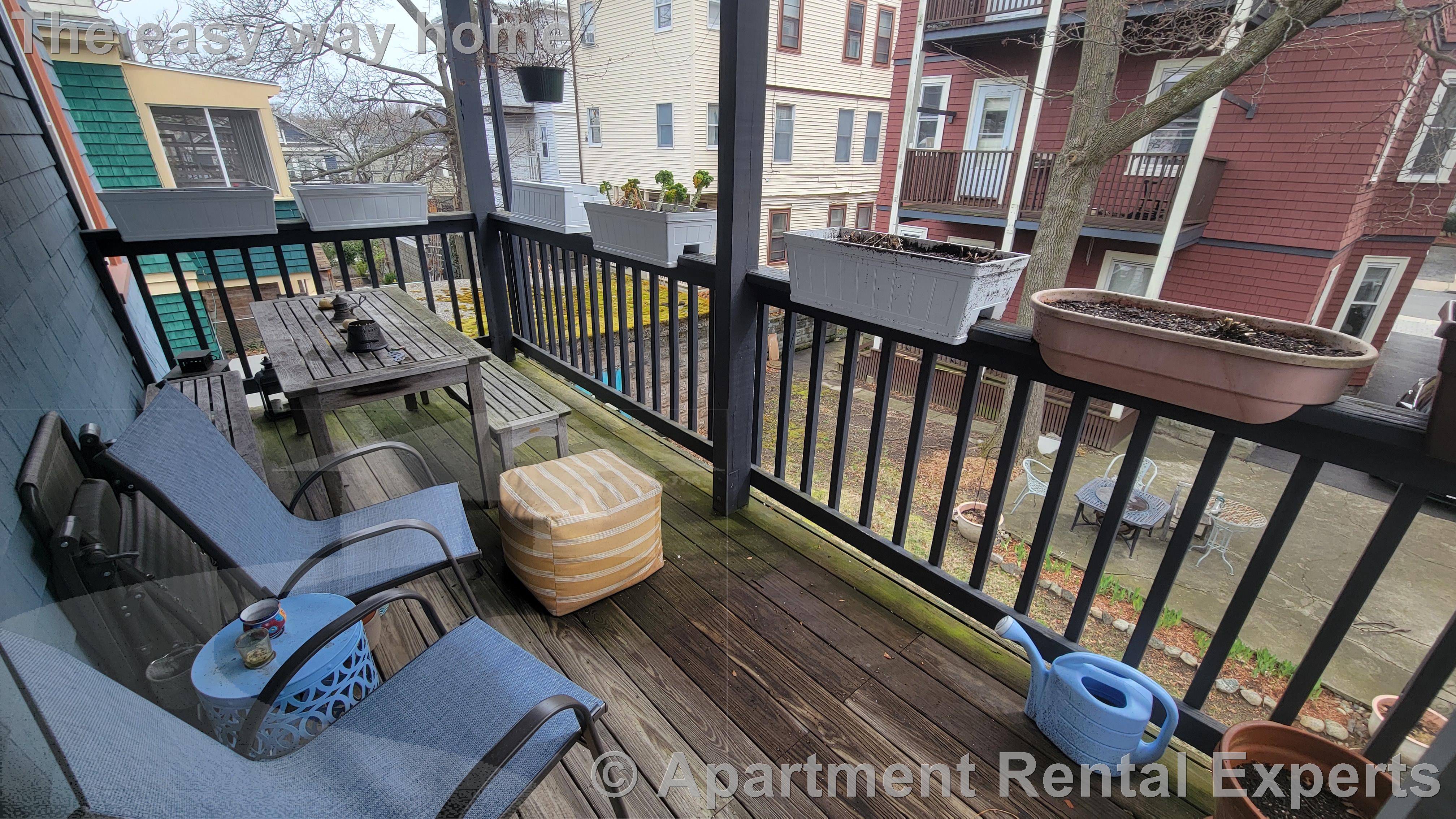 27 Barton St, Teele Square