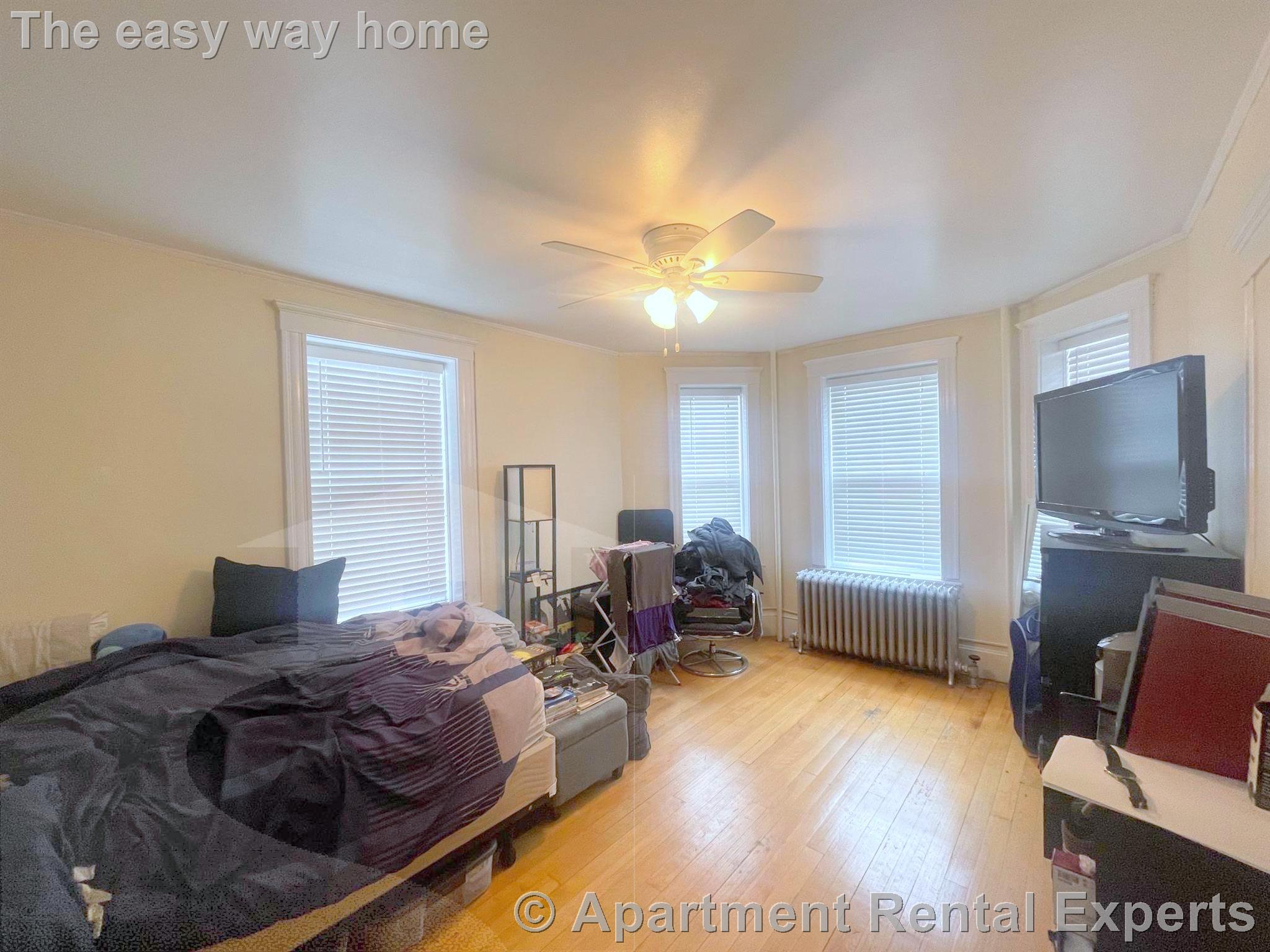 25 Fairfield St, Porter Square