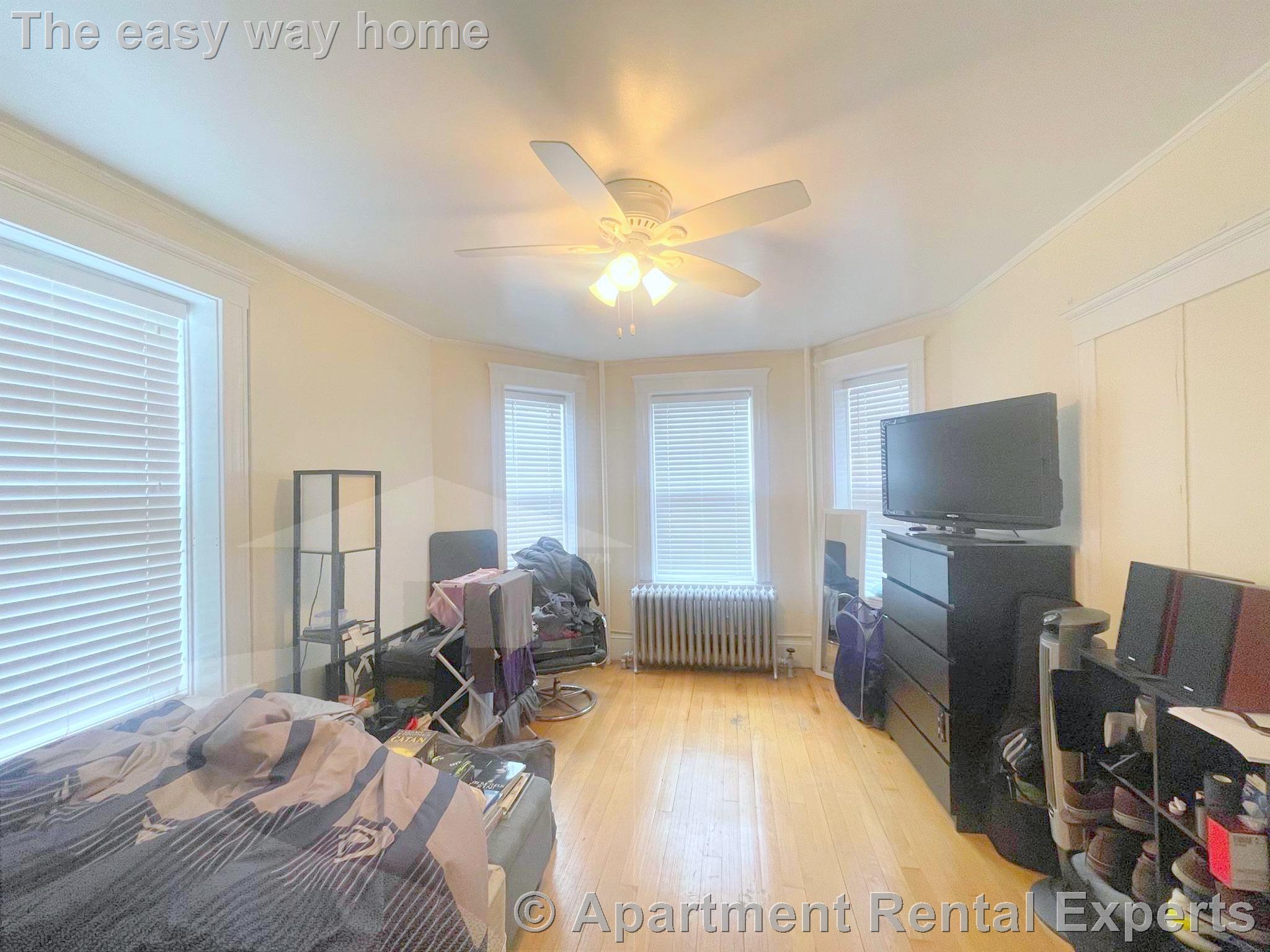 25 Fairfield St, Porter Square