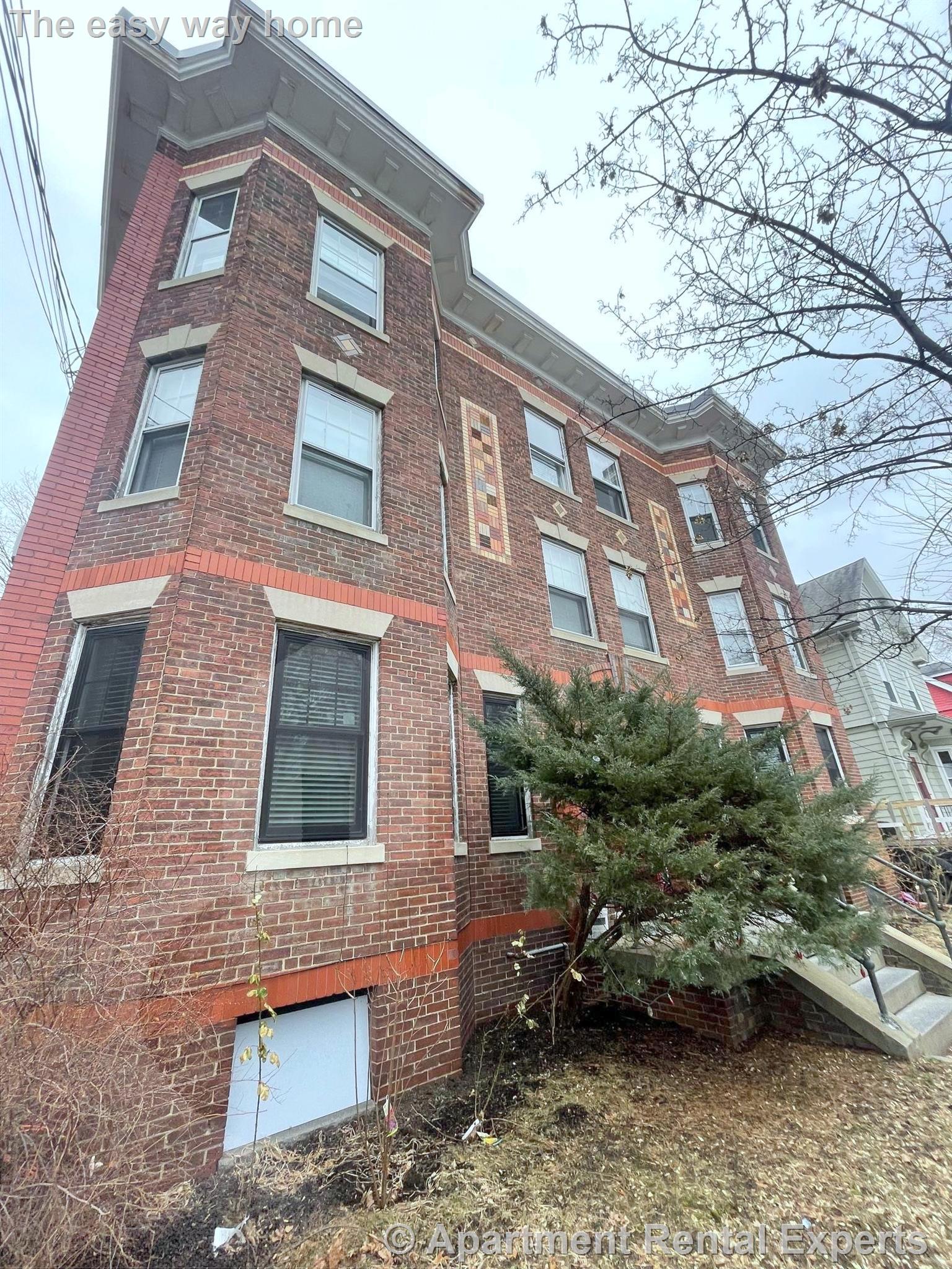 25 Fairfield St, Porter Square