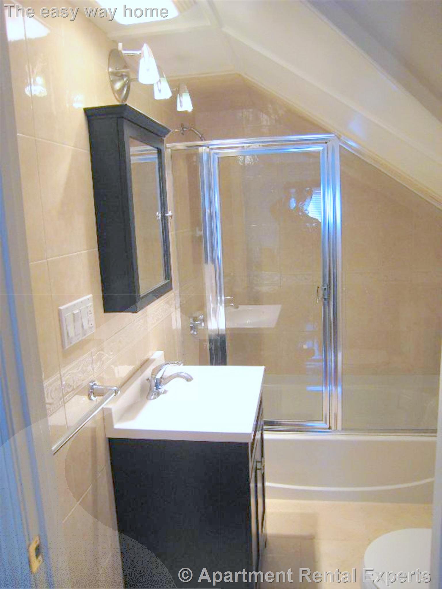 17-19 Cutter Ave, Davis Square