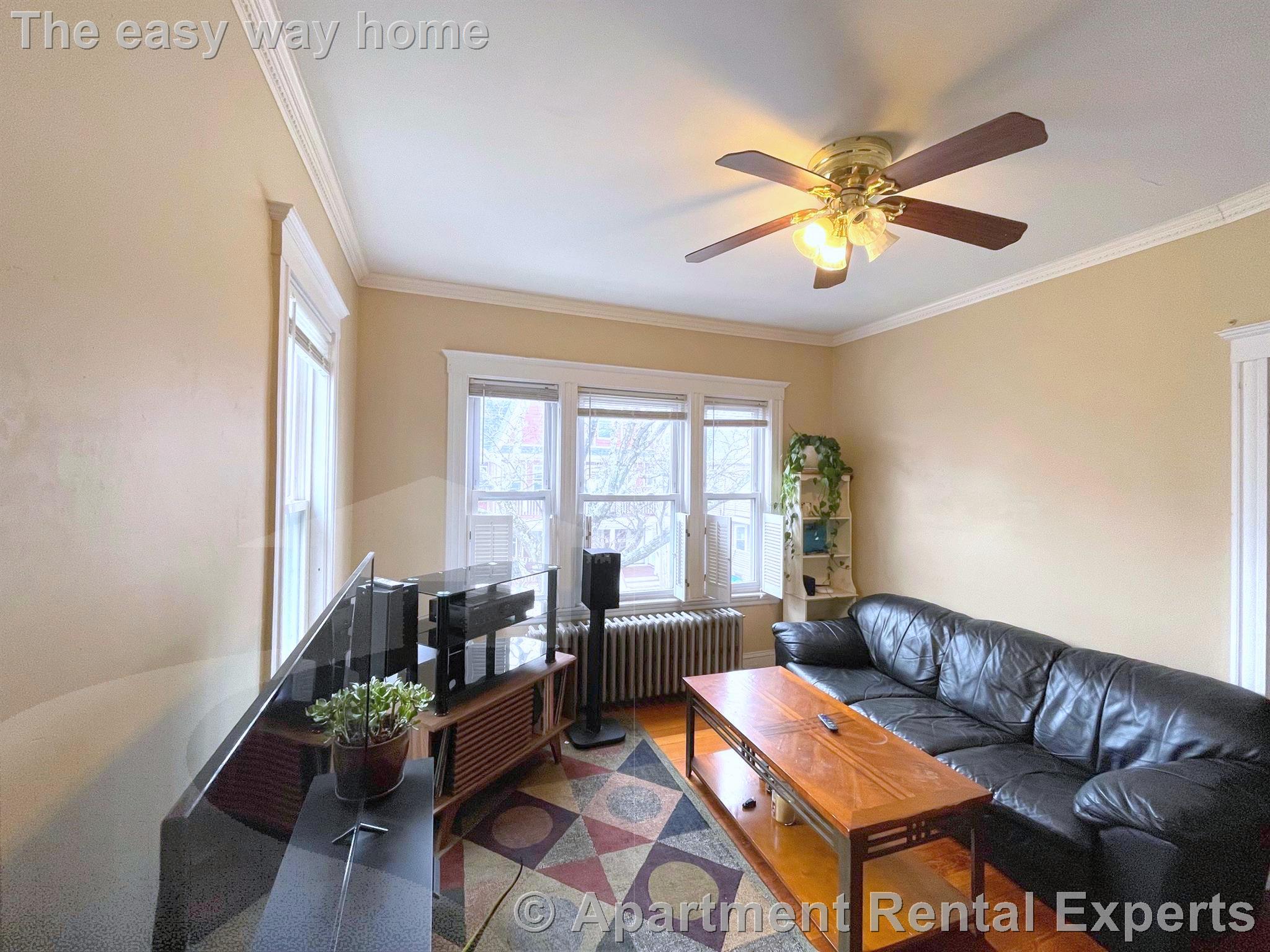 57 Simpson Ave, Davis Square