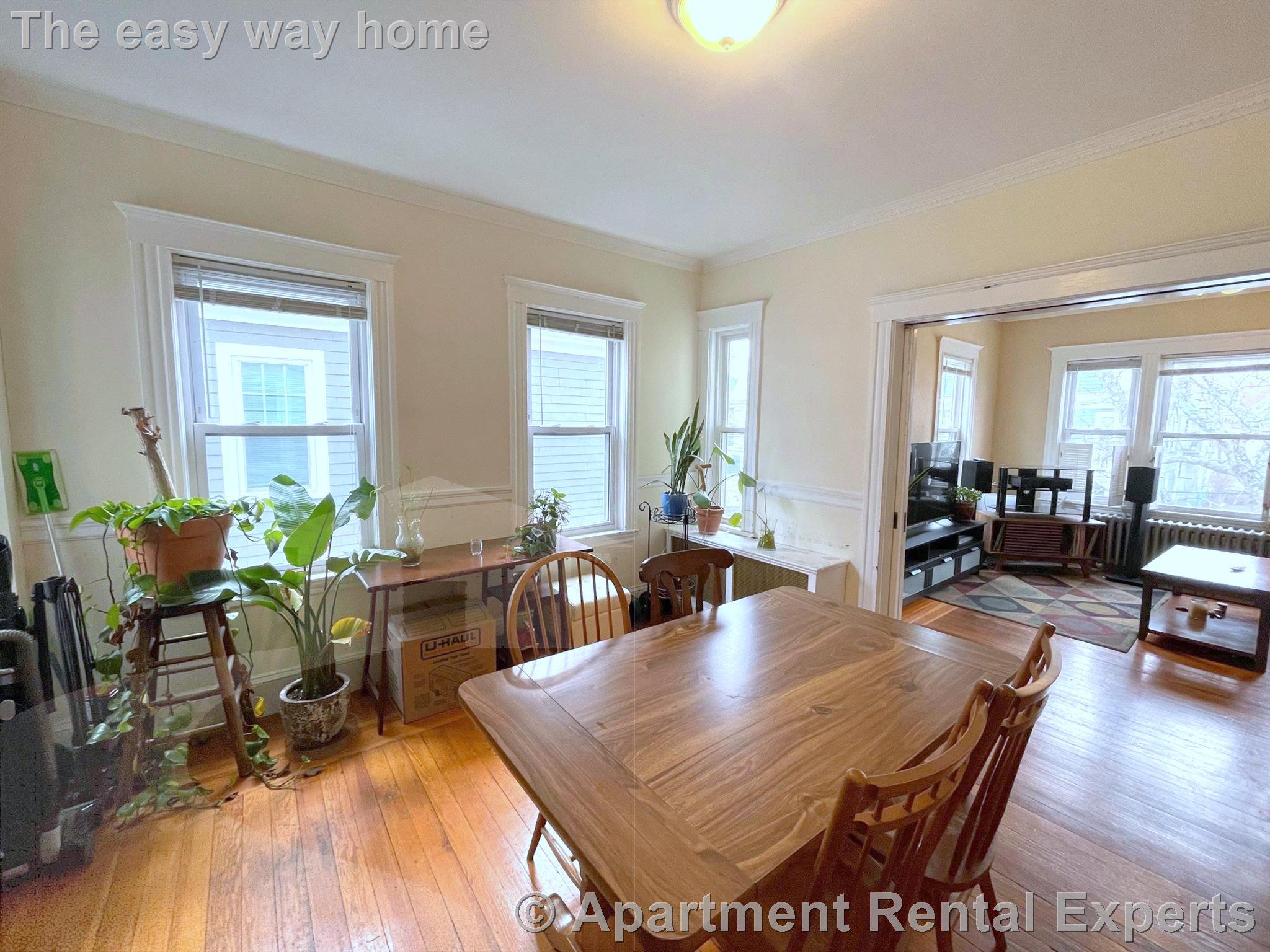 57 Simpson Ave, Davis Square