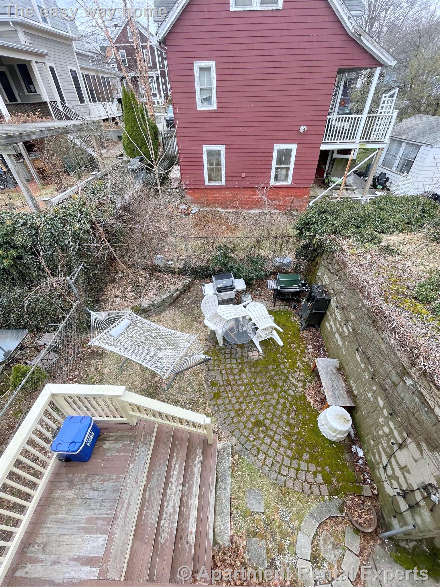 57 Simpson Ave, Davis Square