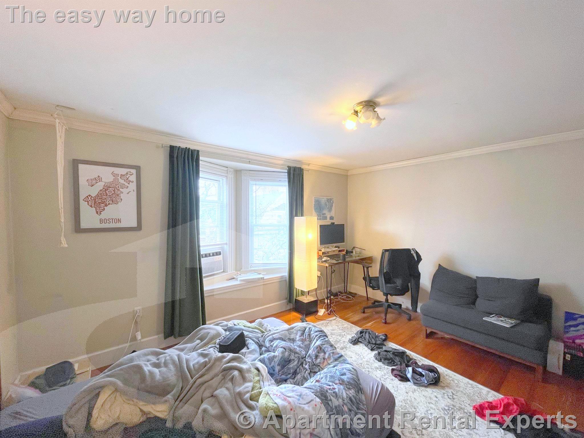 57 Simpson Ave, Davis Square