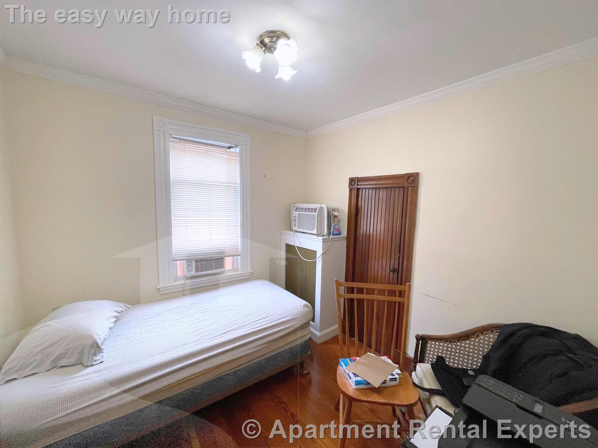 57 Simpson Ave, Davis Square