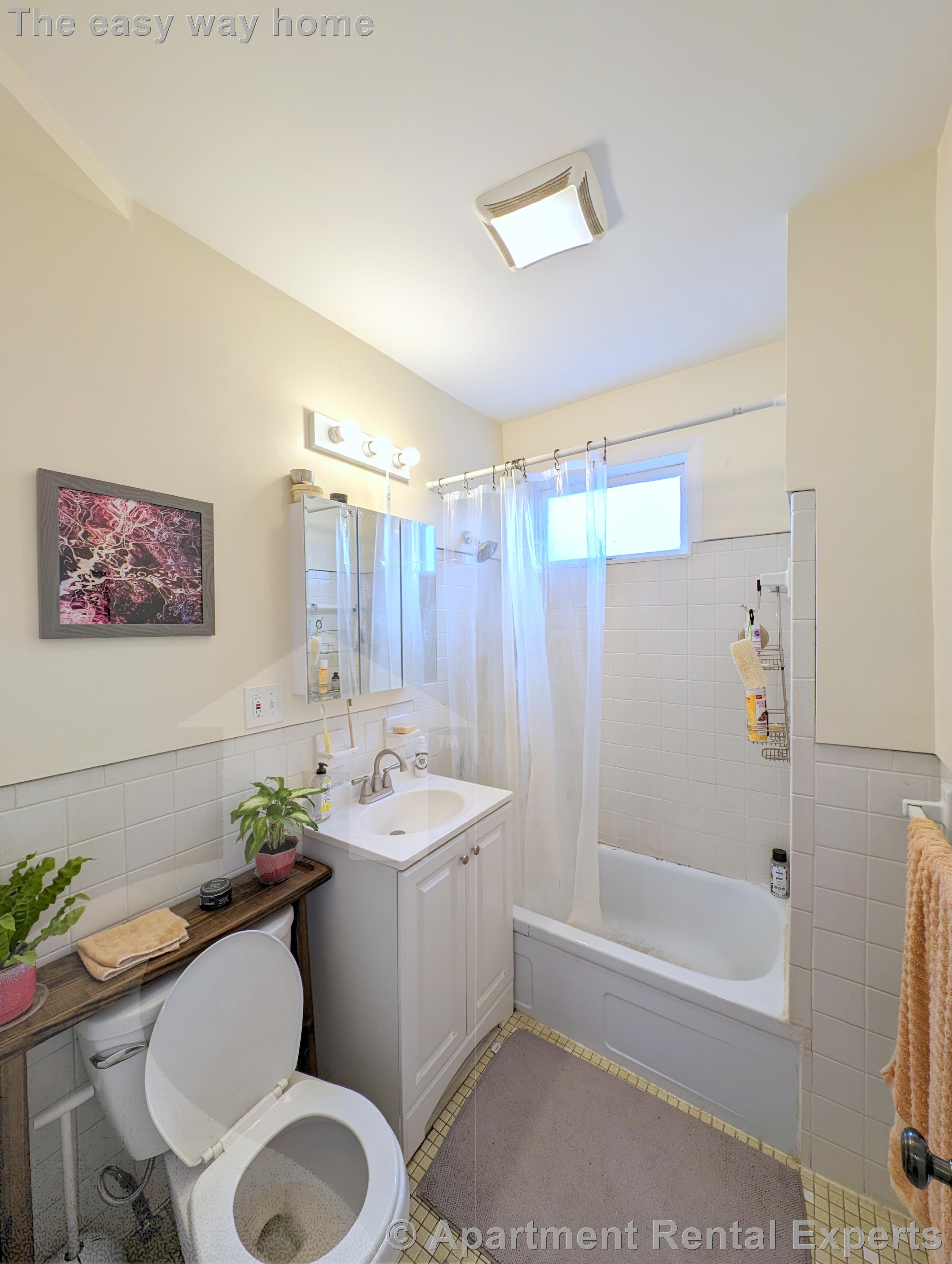 19 Cameron Ave, Davis Square