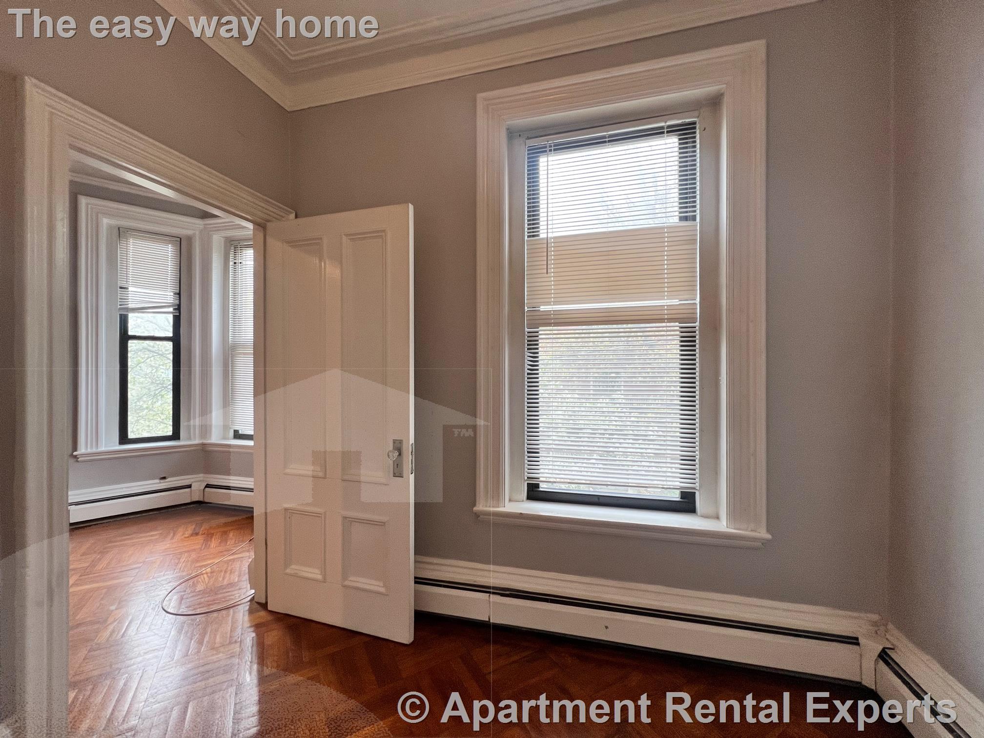 61 Adams St, Winter Hill