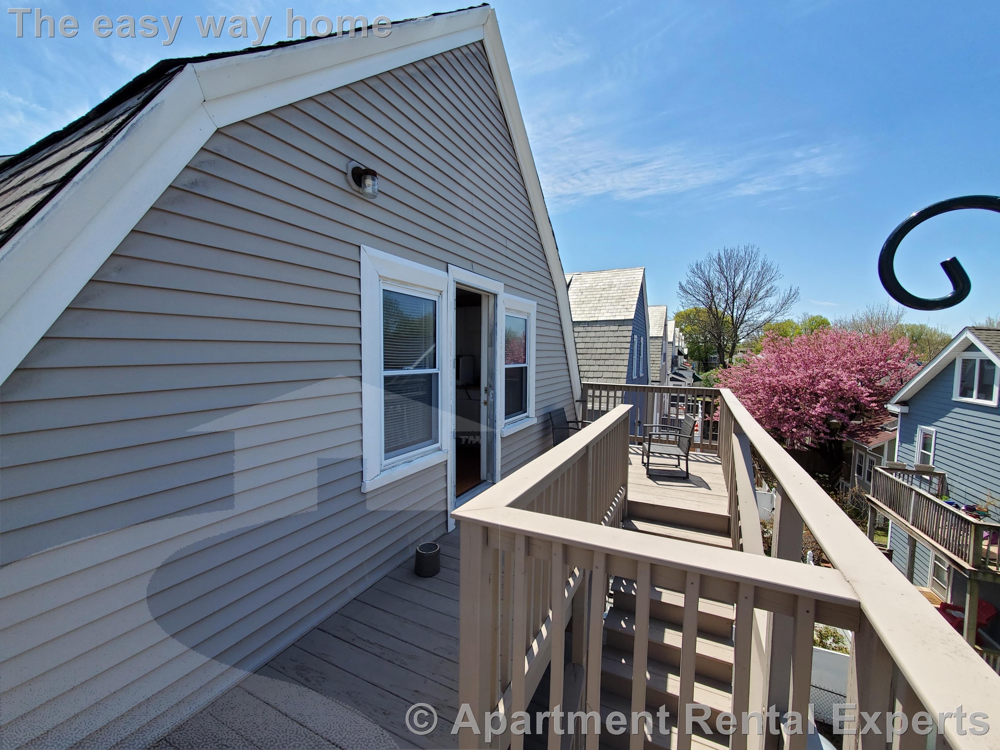 52 Simpson Ave, Davis Square