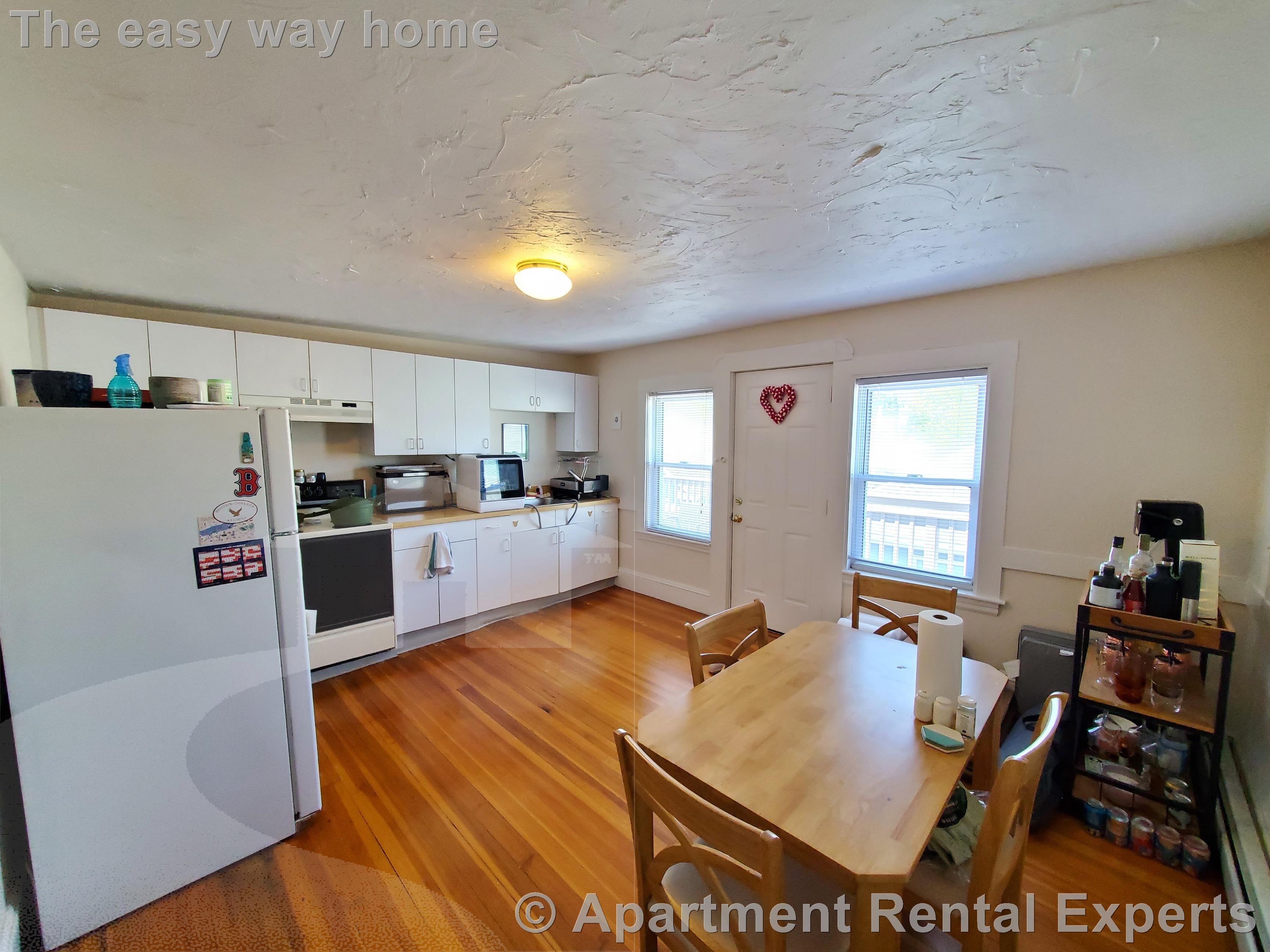 52 Simpson Ave, Davis Square