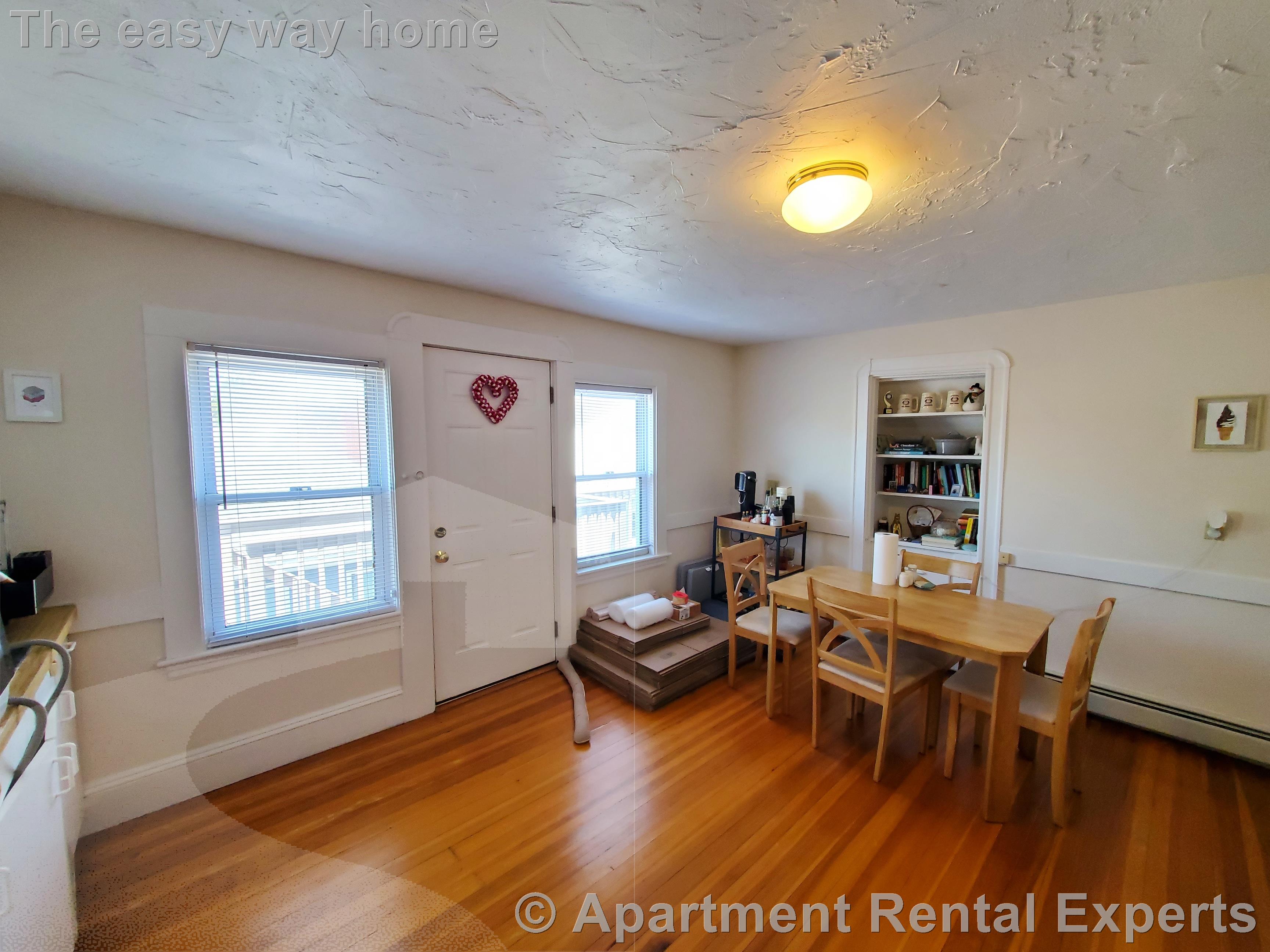 52 Simpson Ave, Davis Square