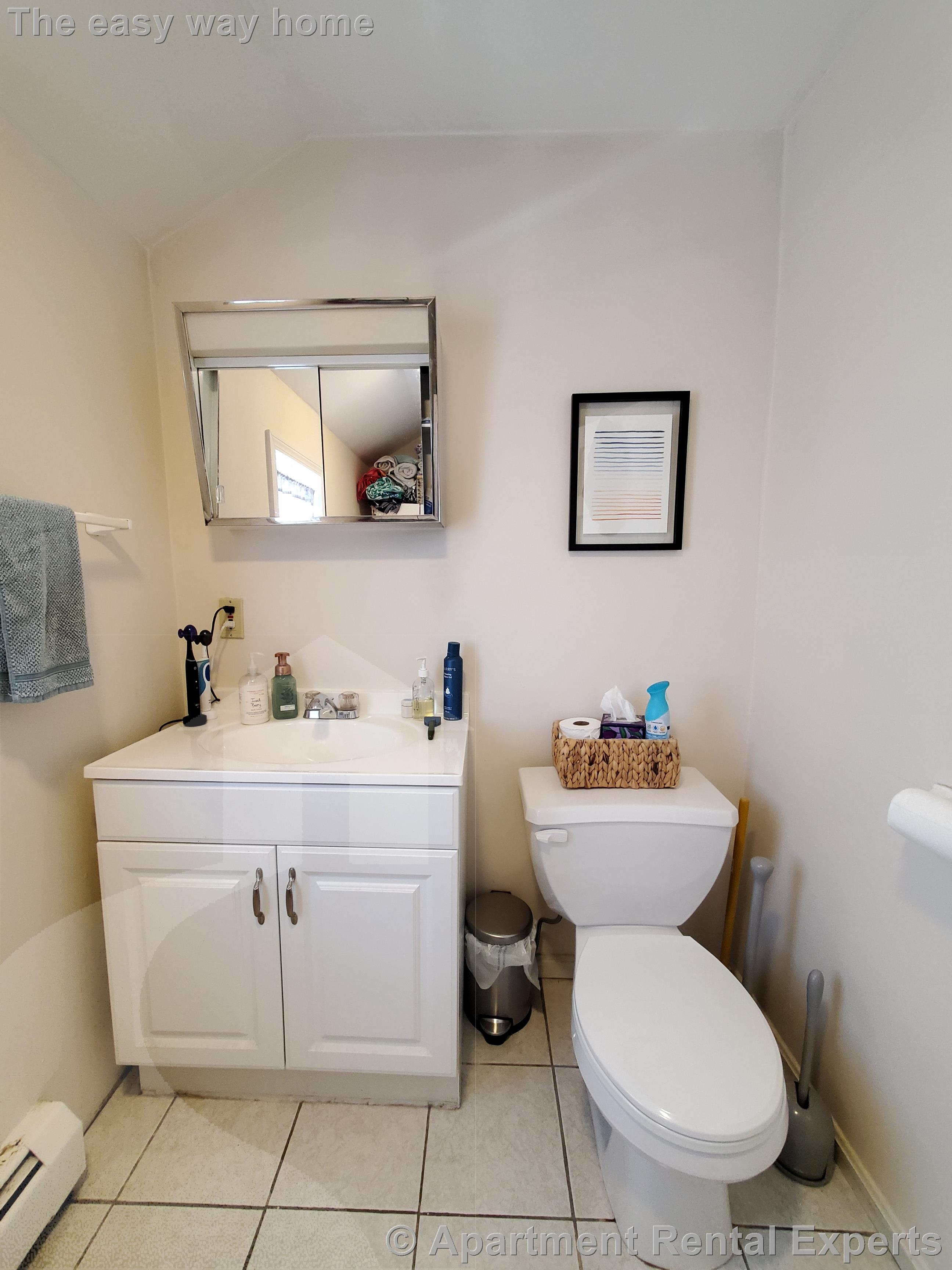 52 Simpson Ave, Davis Square
