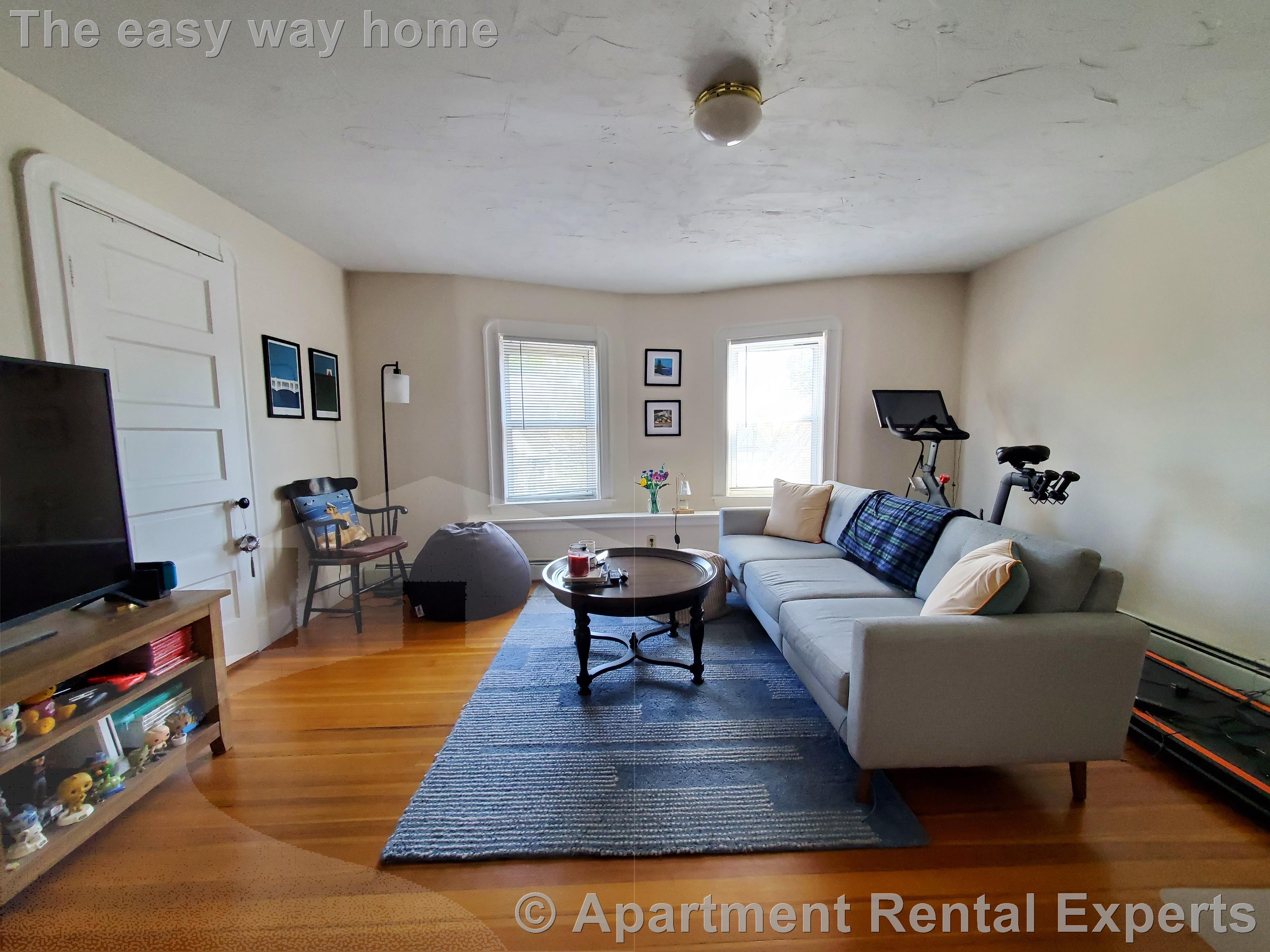 52 Simpson Ave, Davis Square